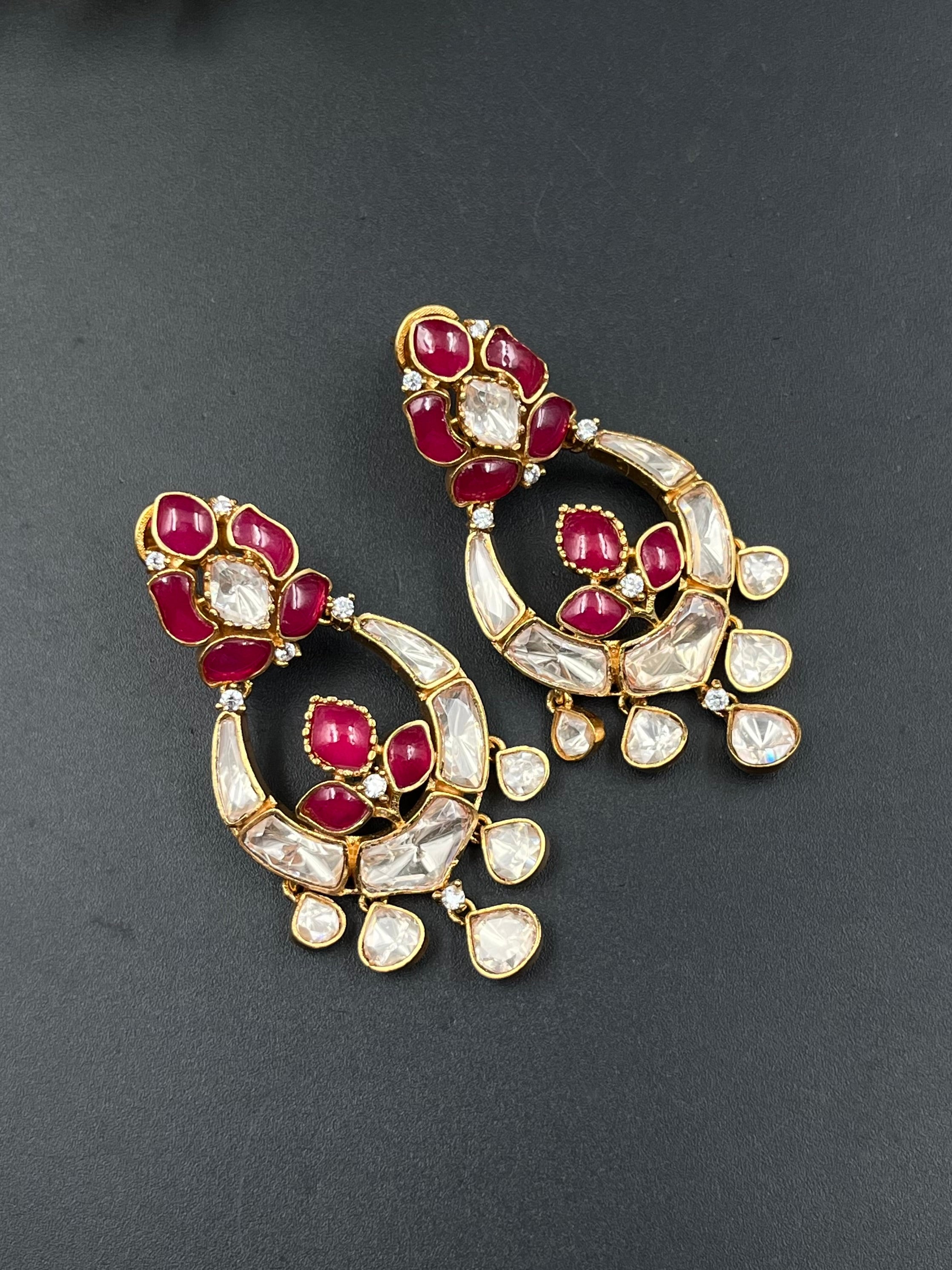ONIV EARRING