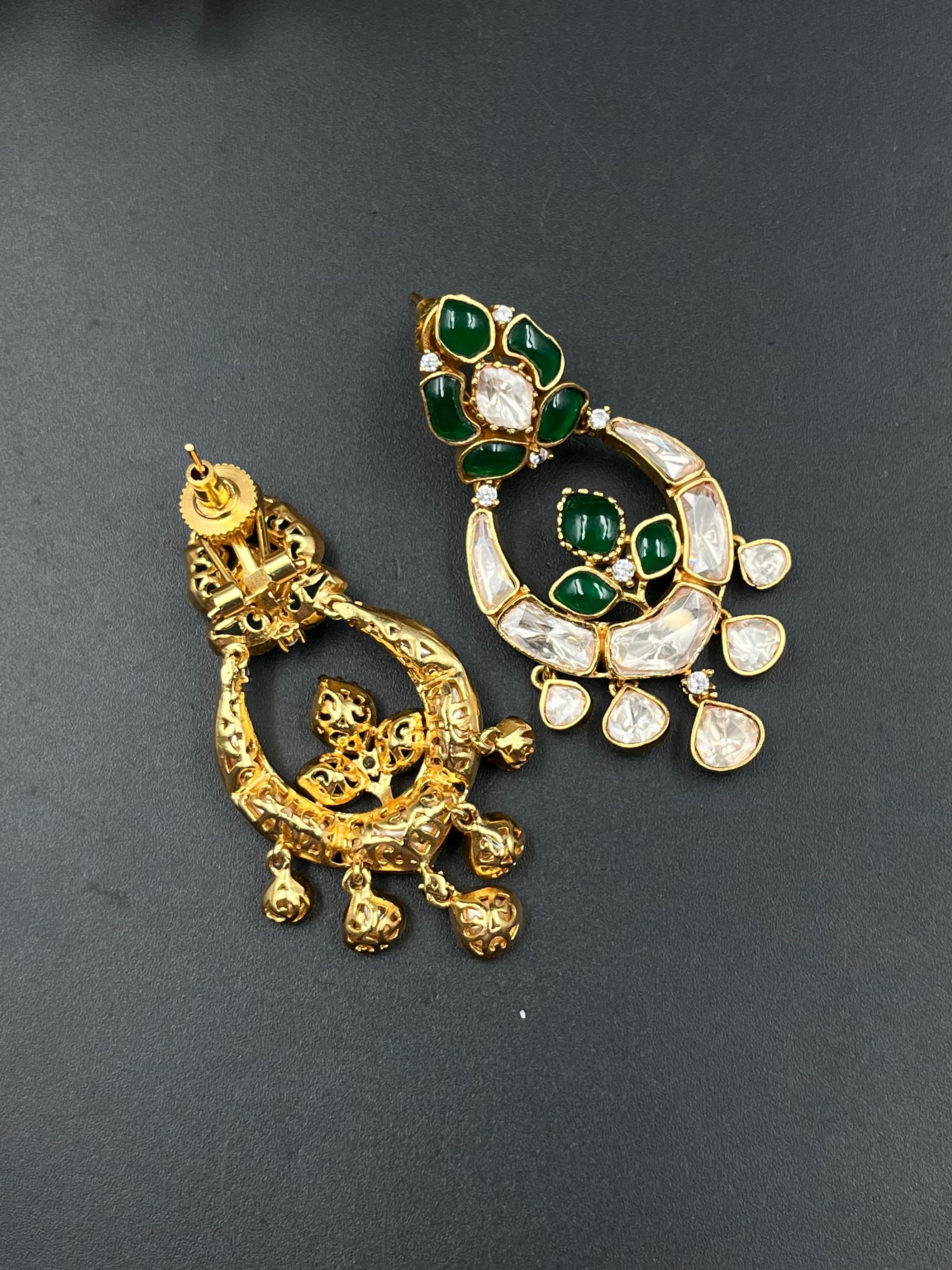 ONIV EARRING