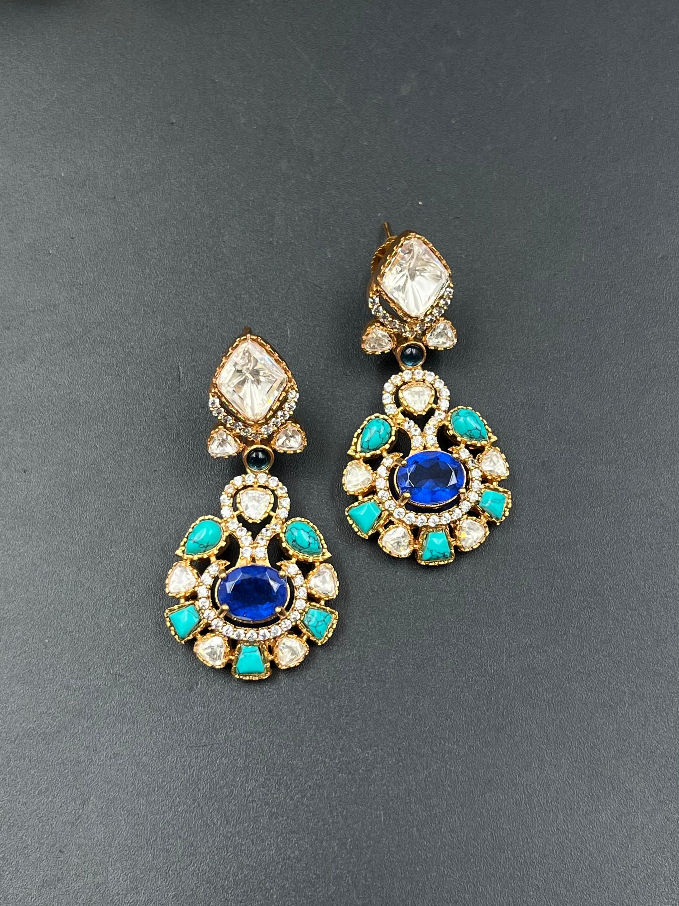 ANYA EARRING