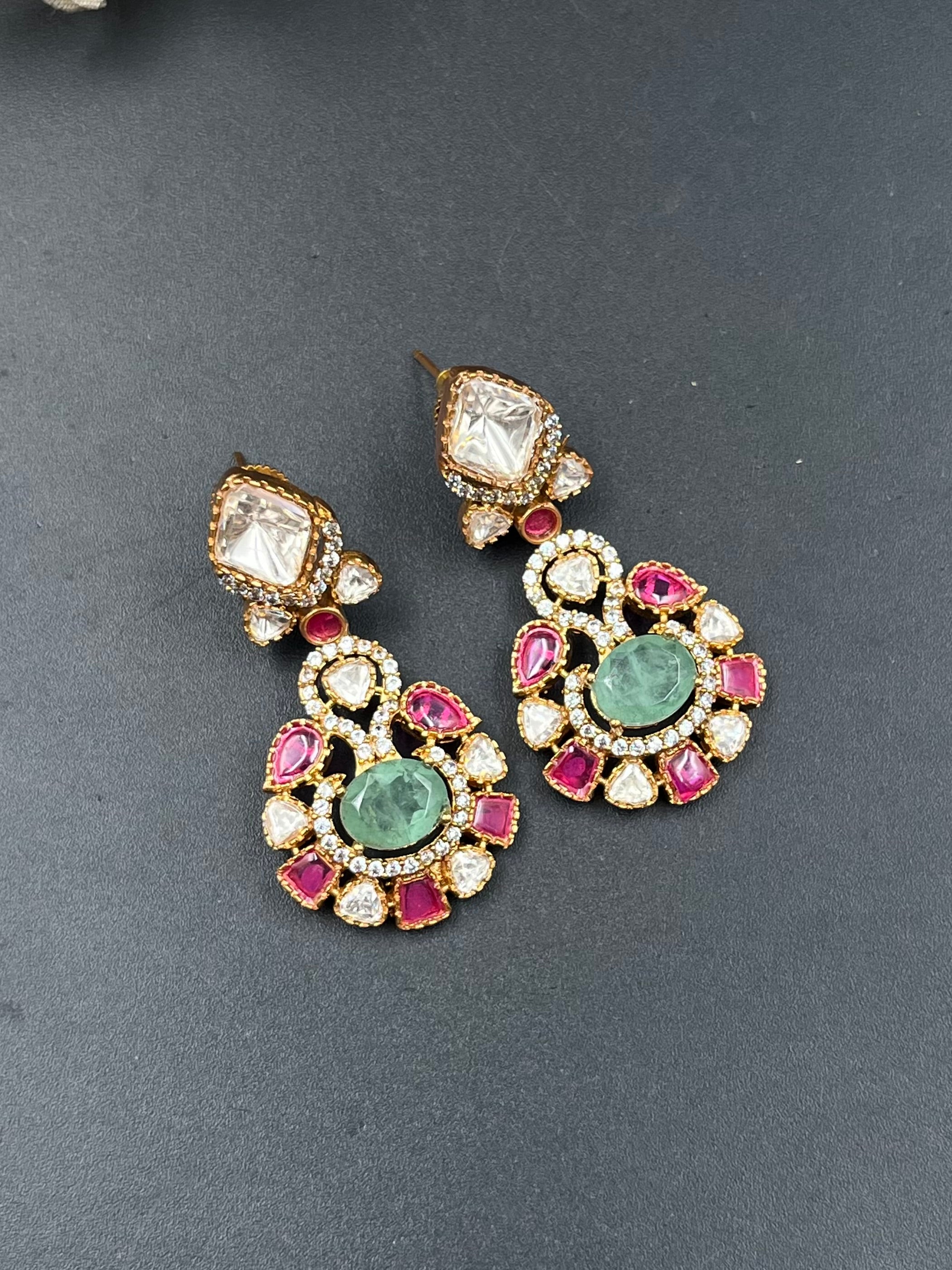 ANYA EARRING