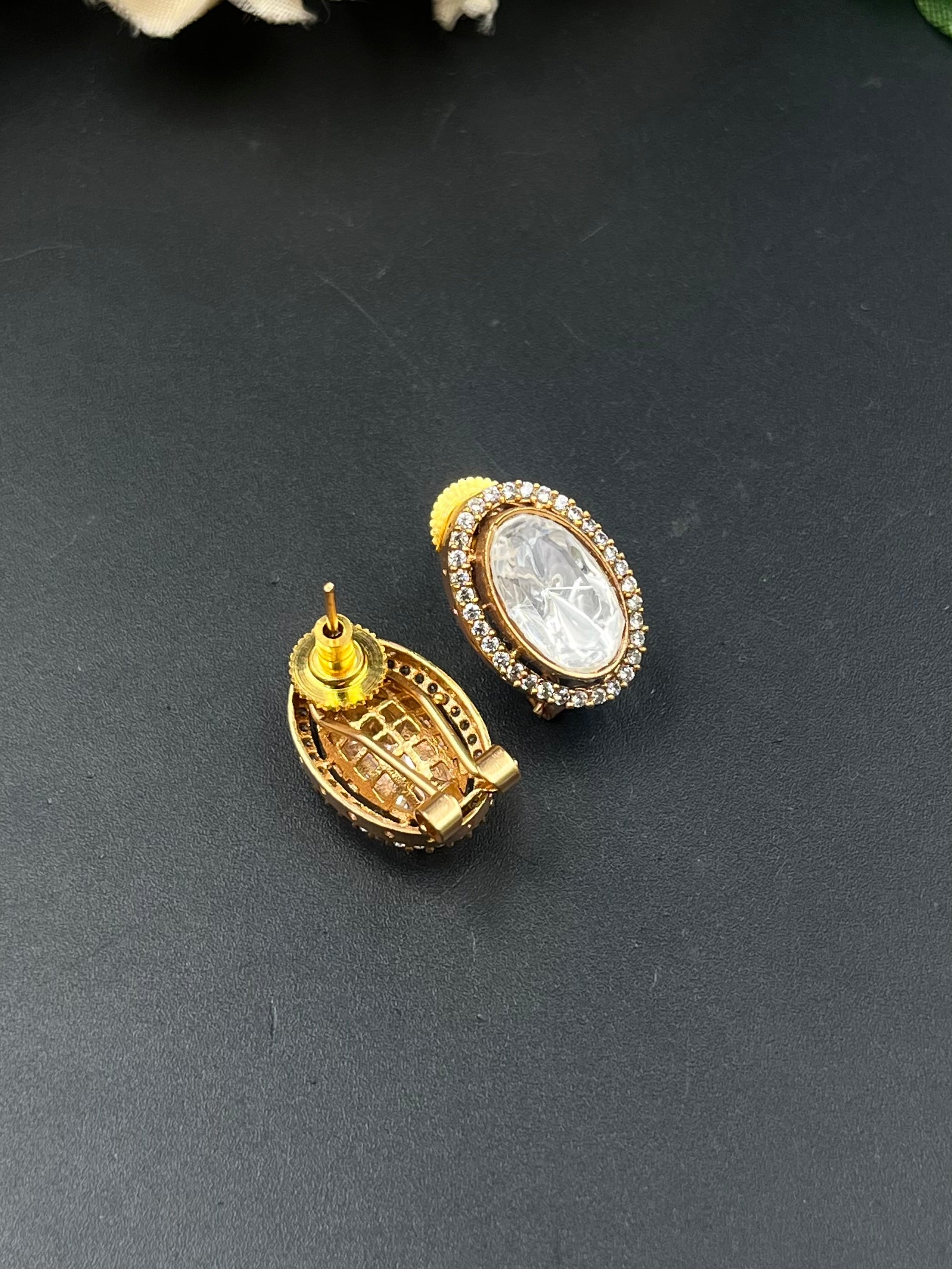 FIFA EARRING