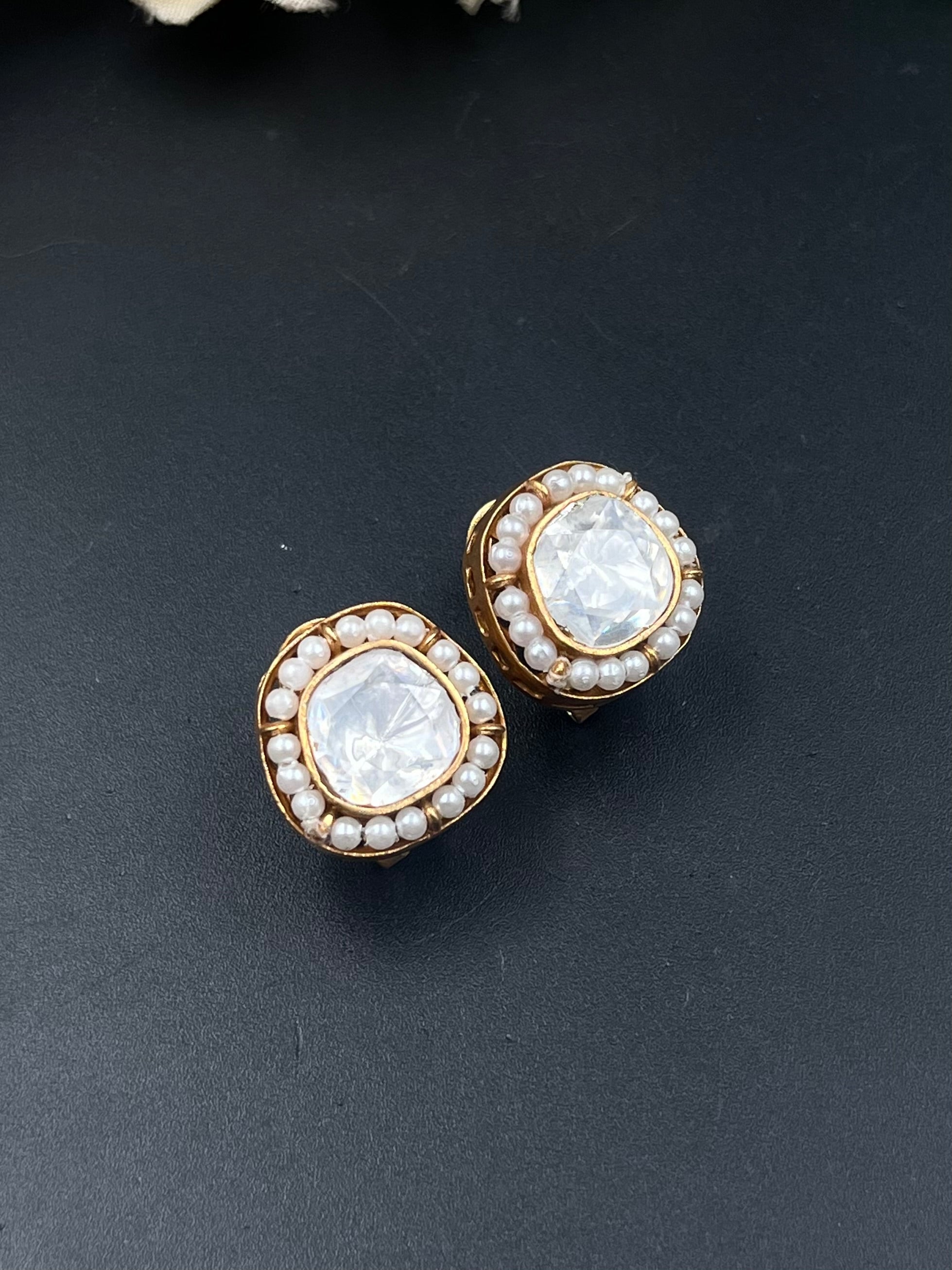 IFRA EARRING