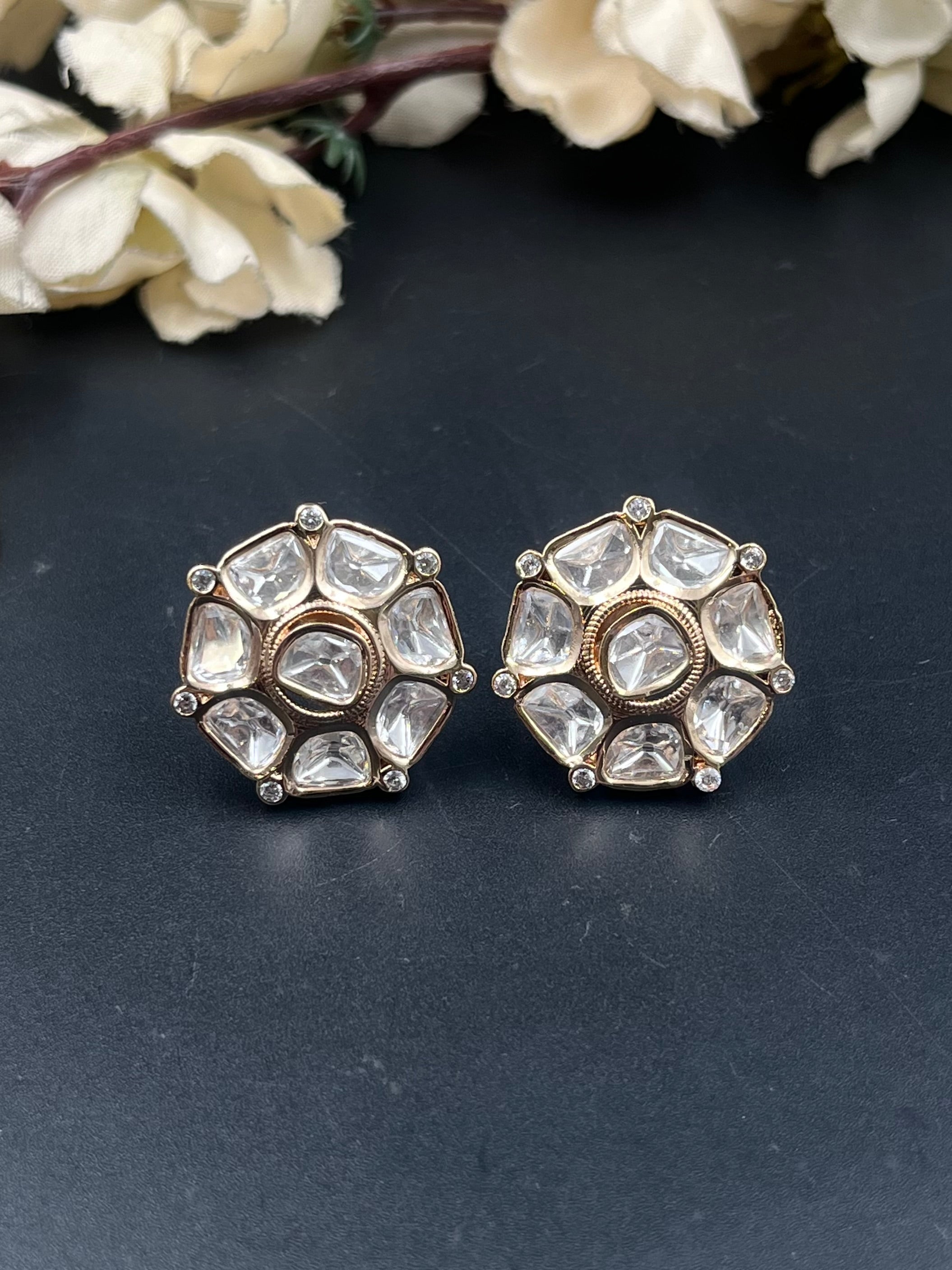 NAFISA EARRING