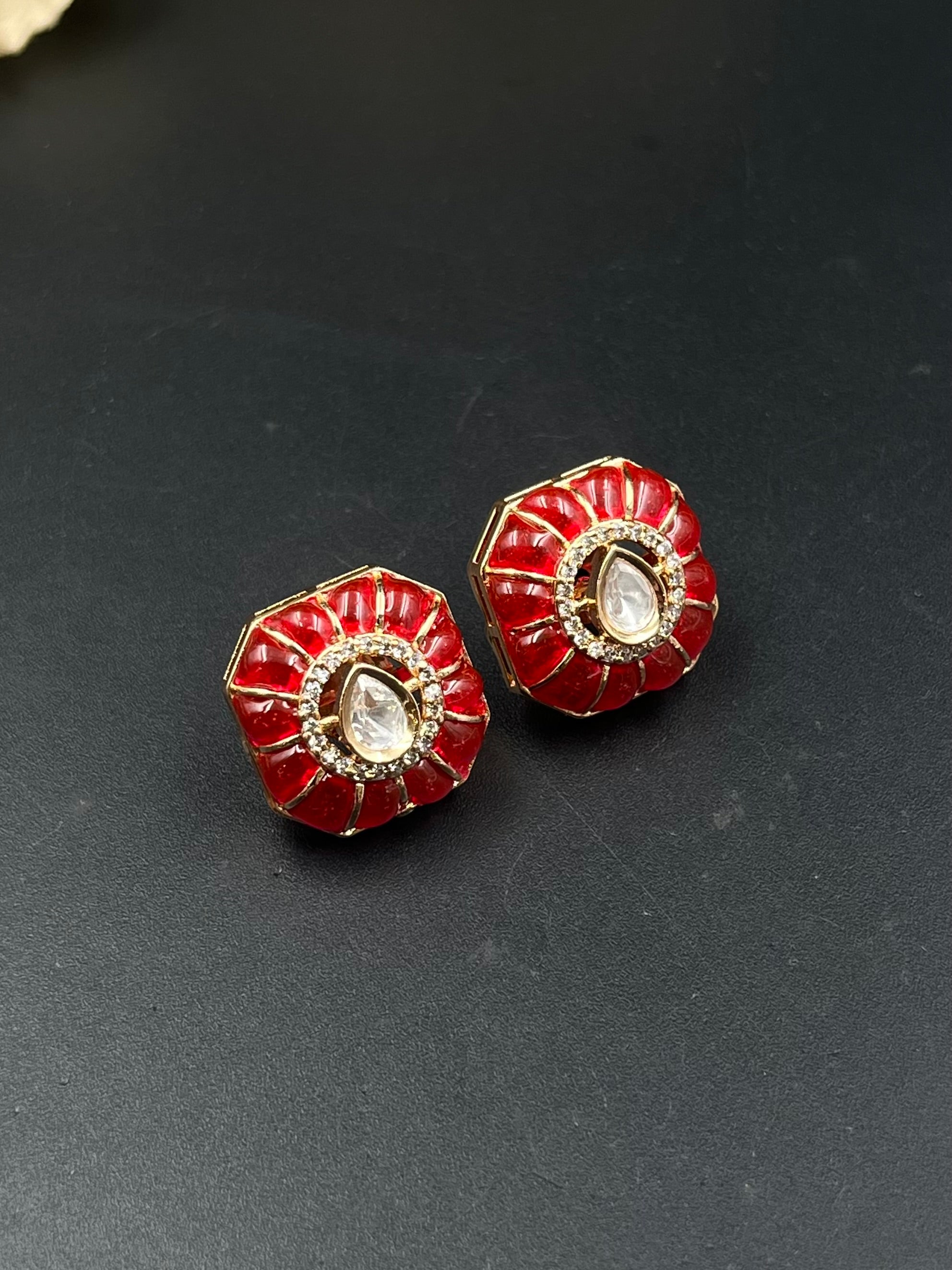 RADWA EARRING
