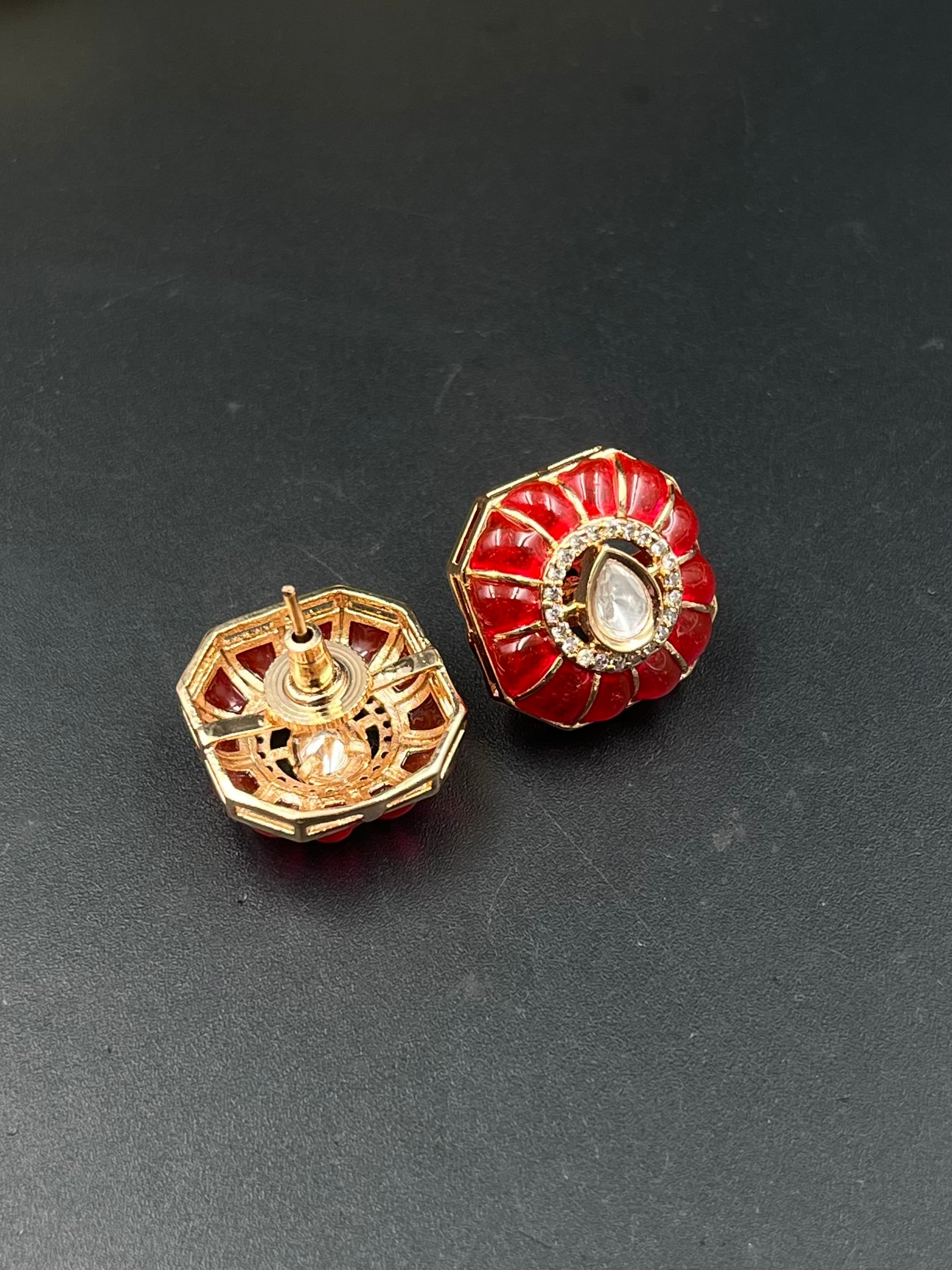 RADWA EARRING