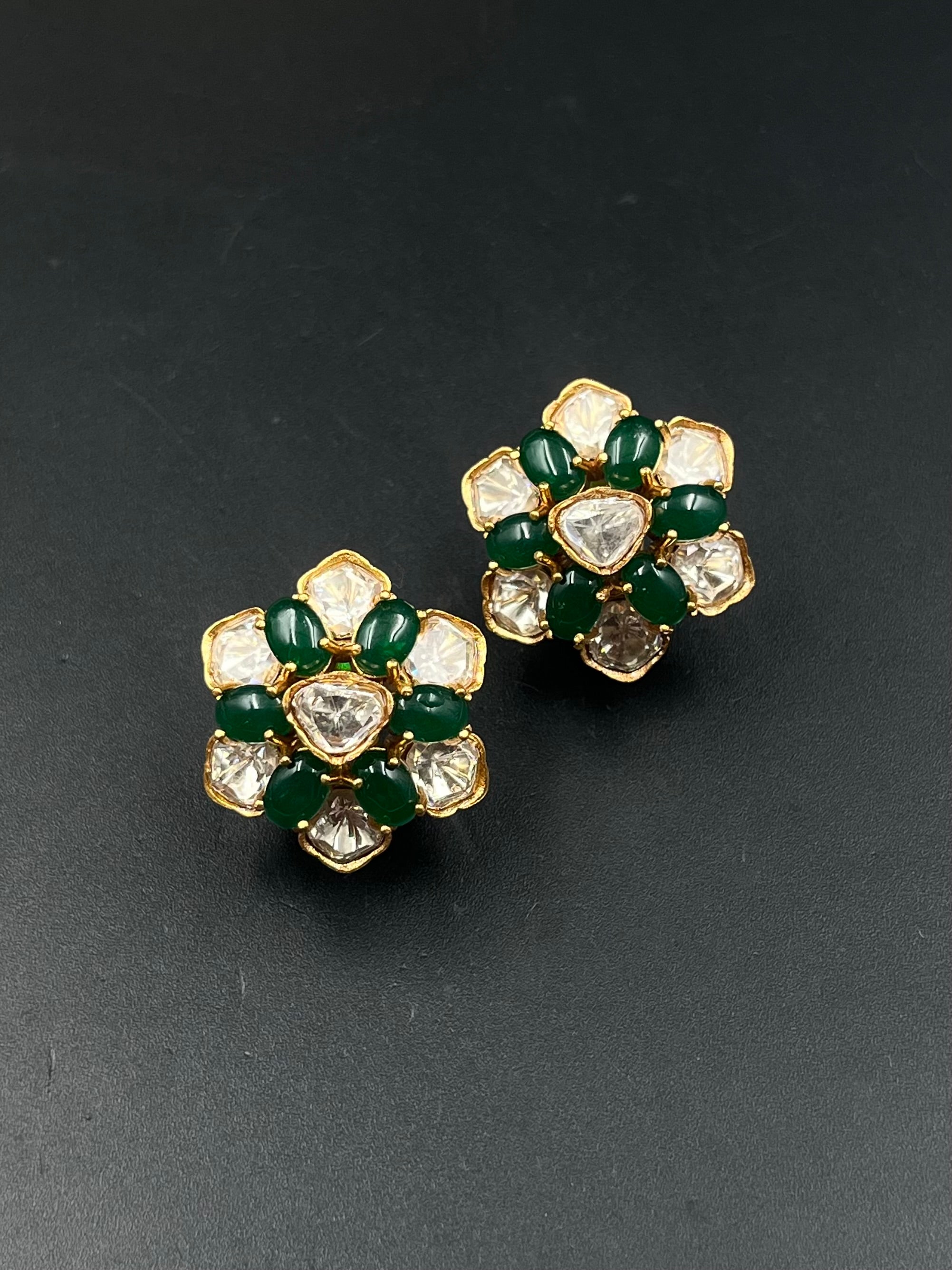 REEHA EARRING
