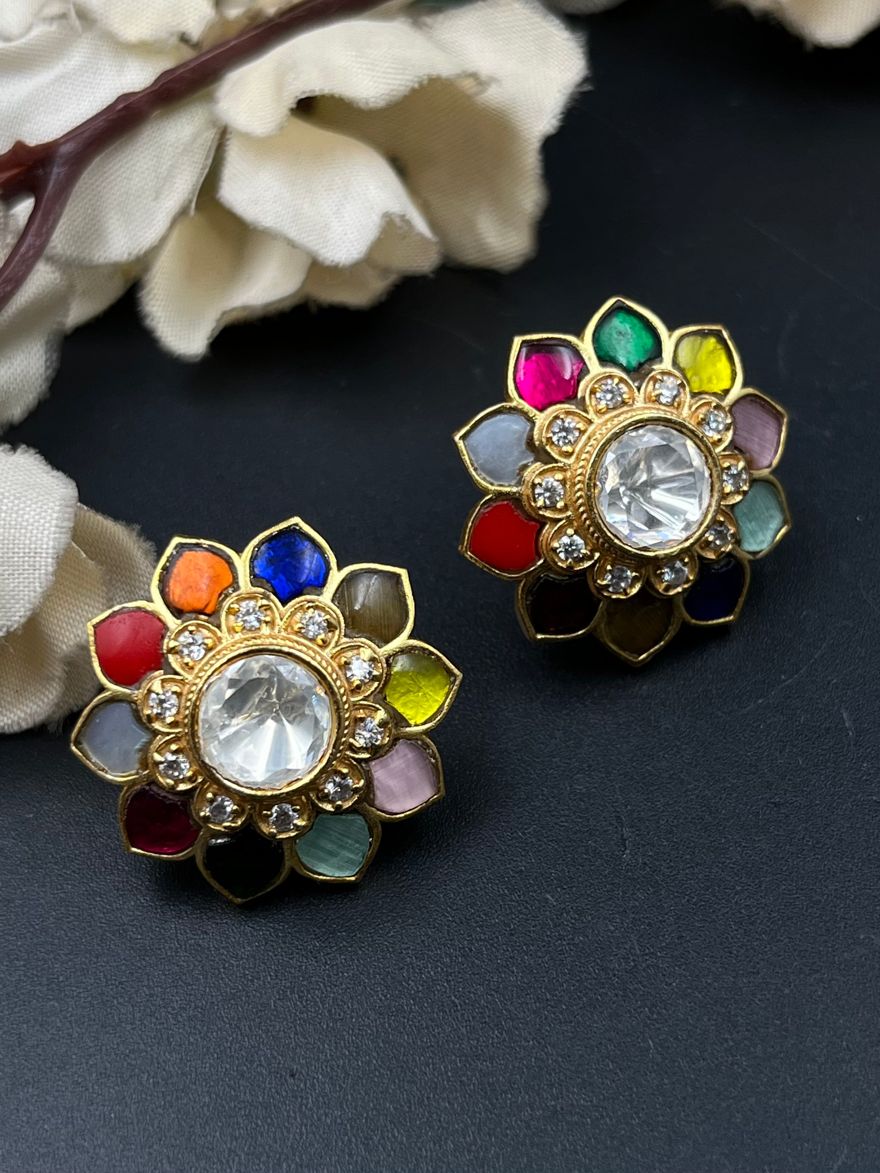 LAILA PENDANT
