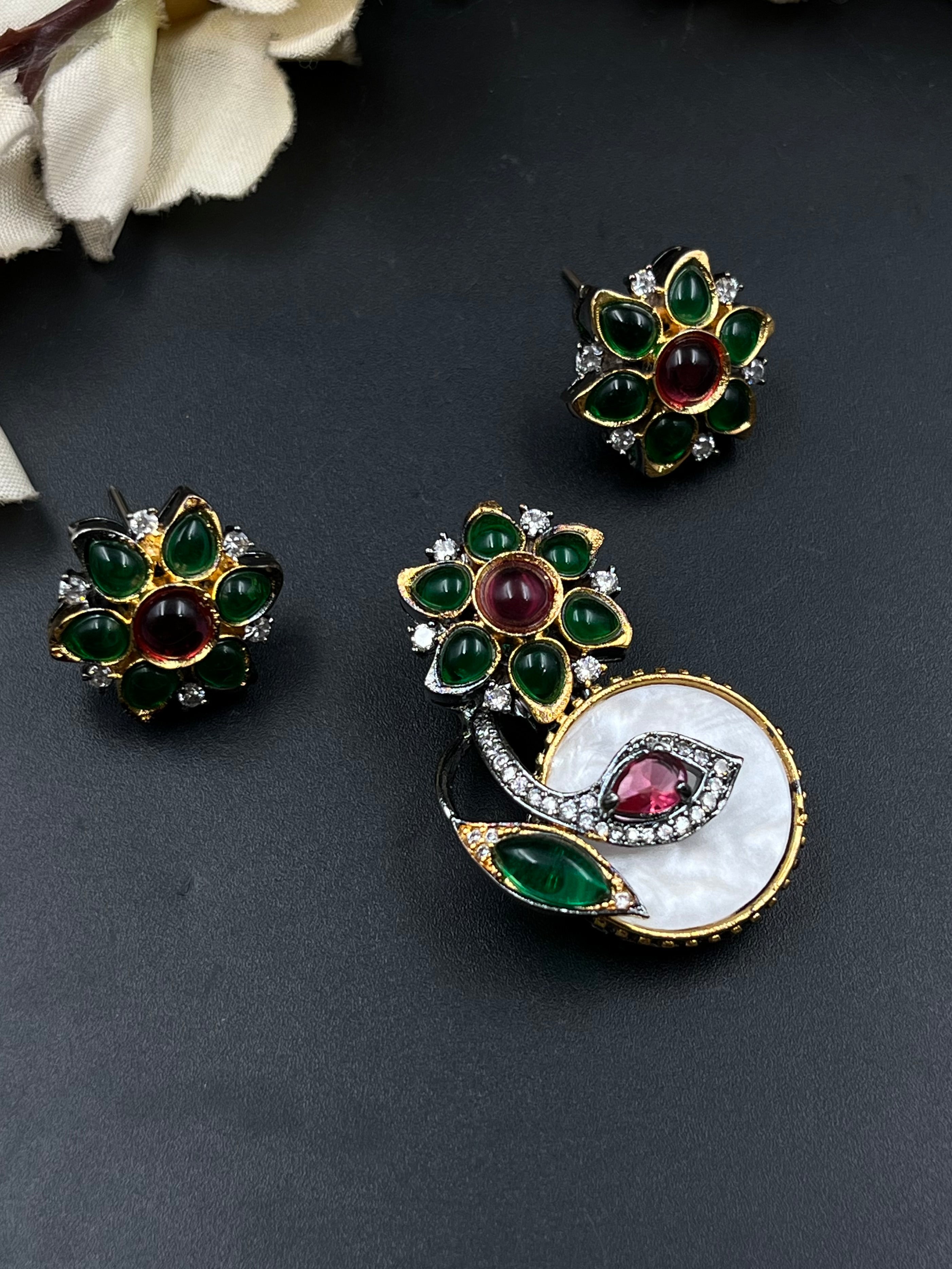 RABIA PENDANT