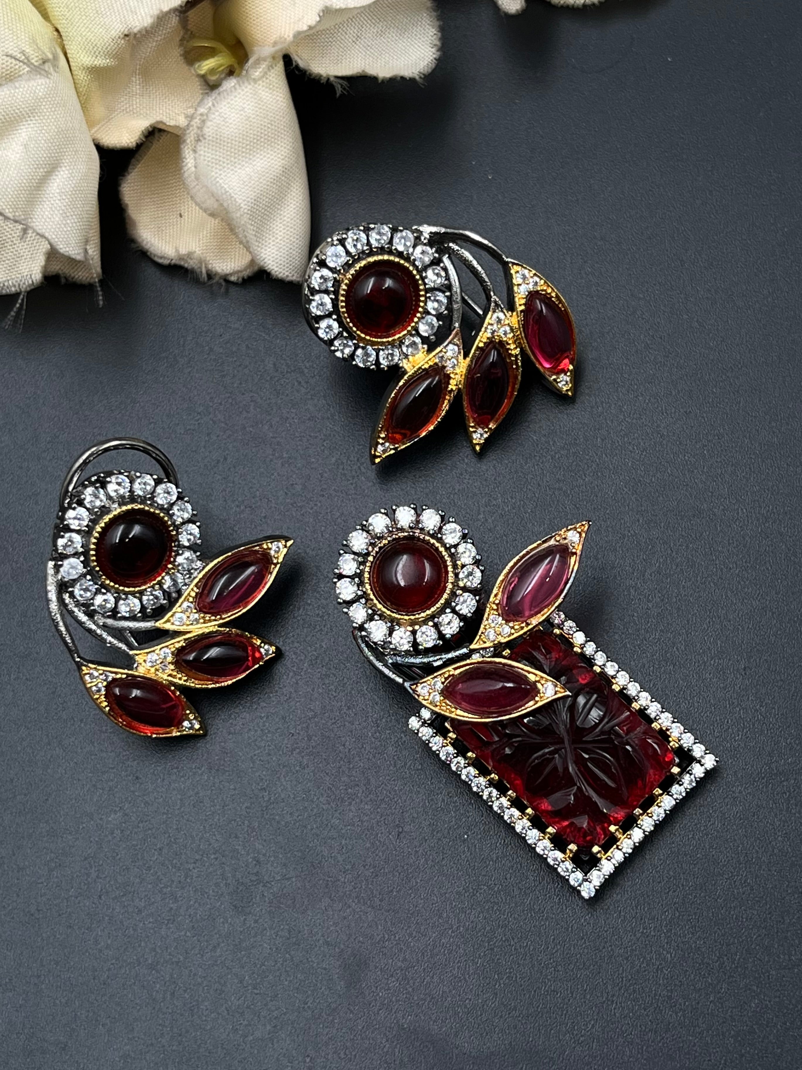 PEGAH PENDANT
