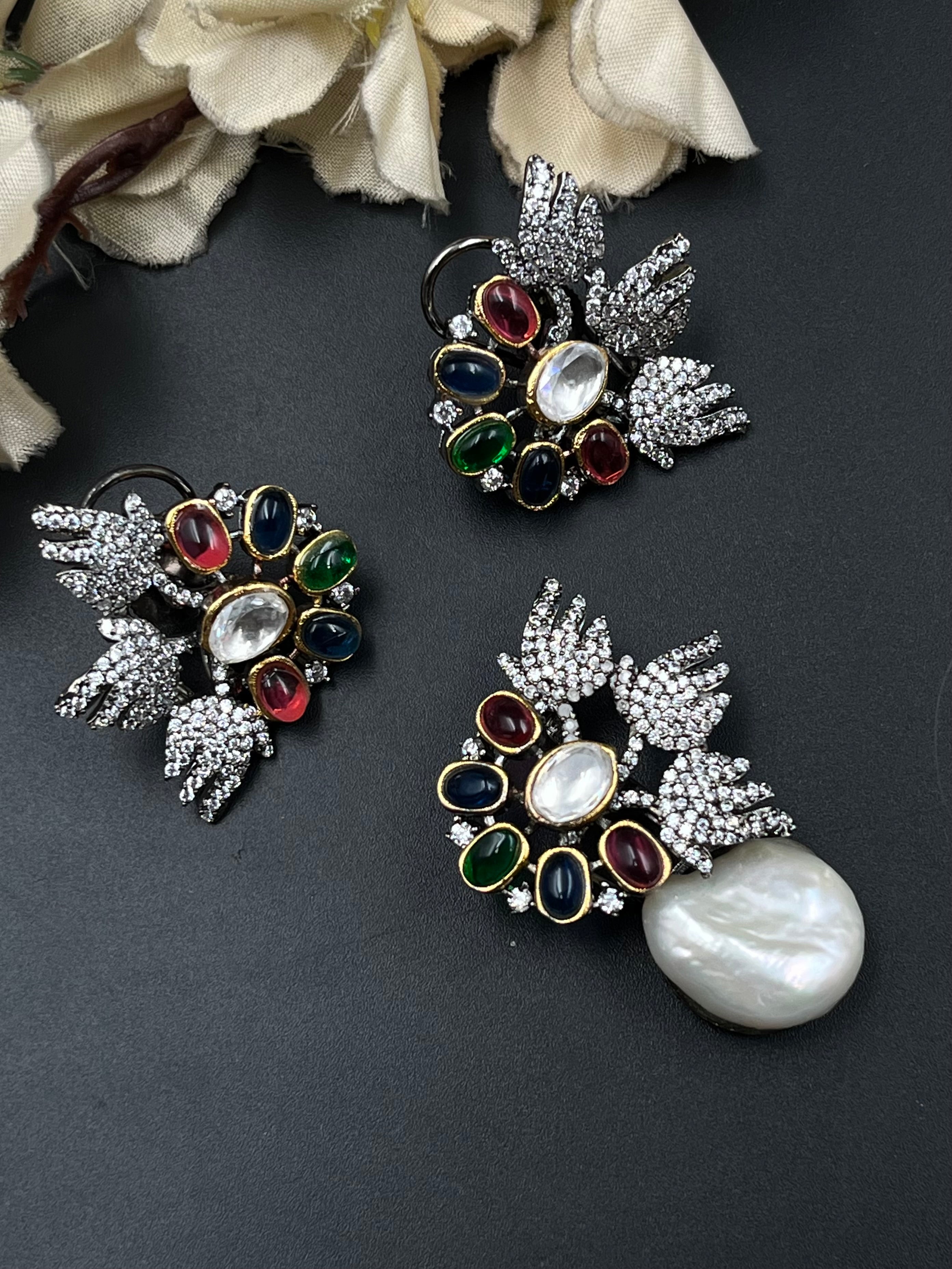 AFRA PENDANT