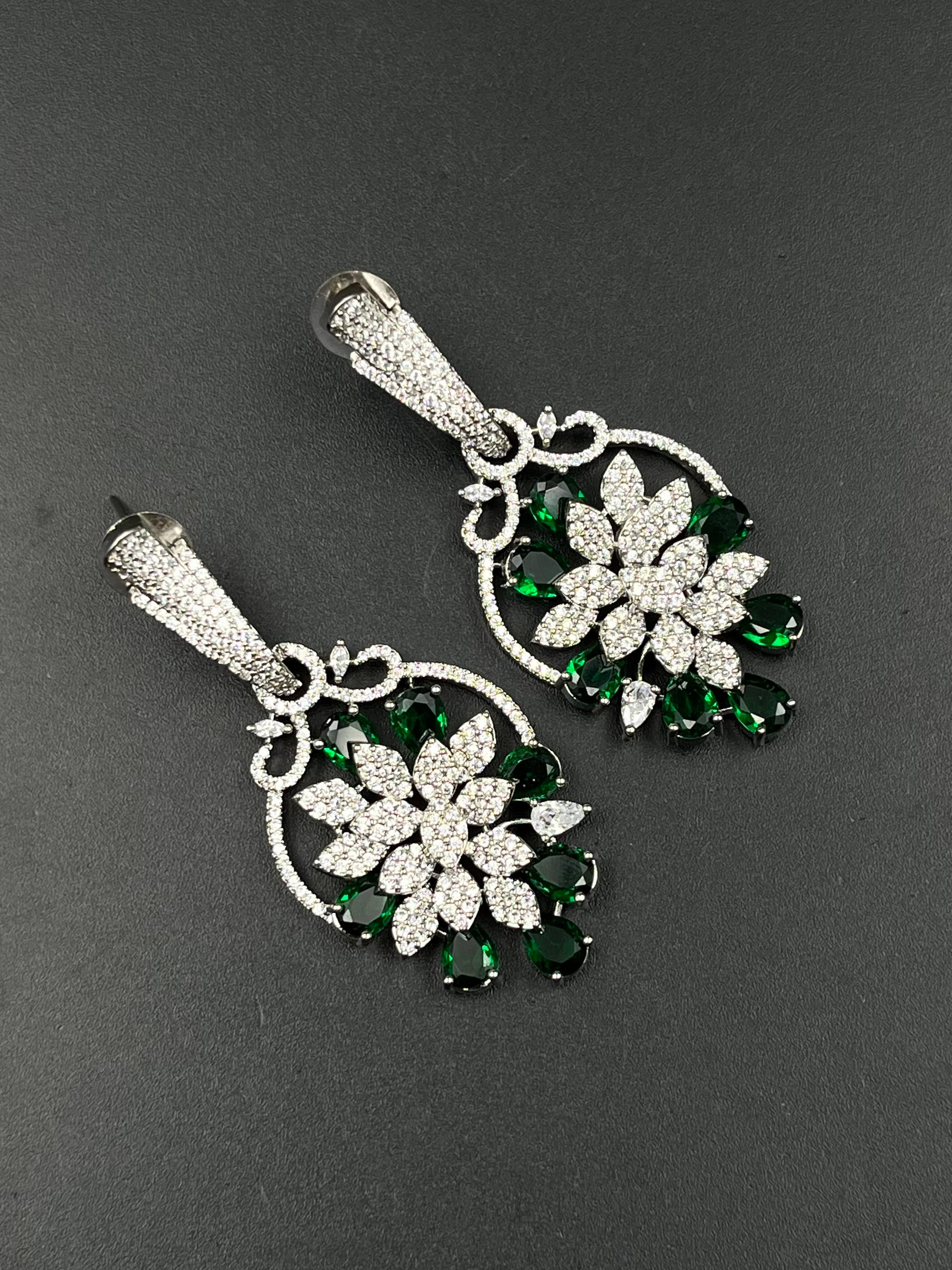 TALA EARRING
