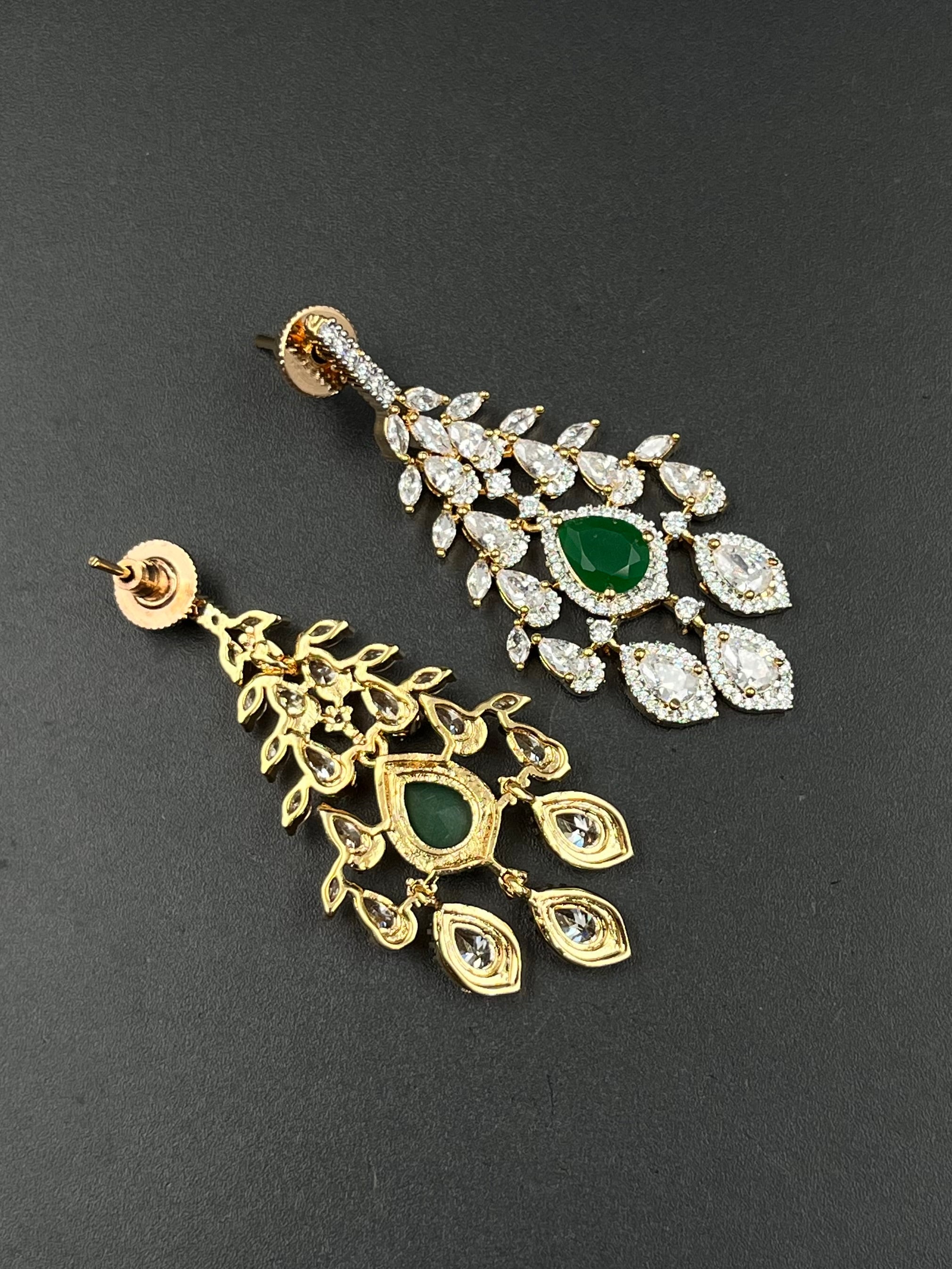 RIMA EARRING