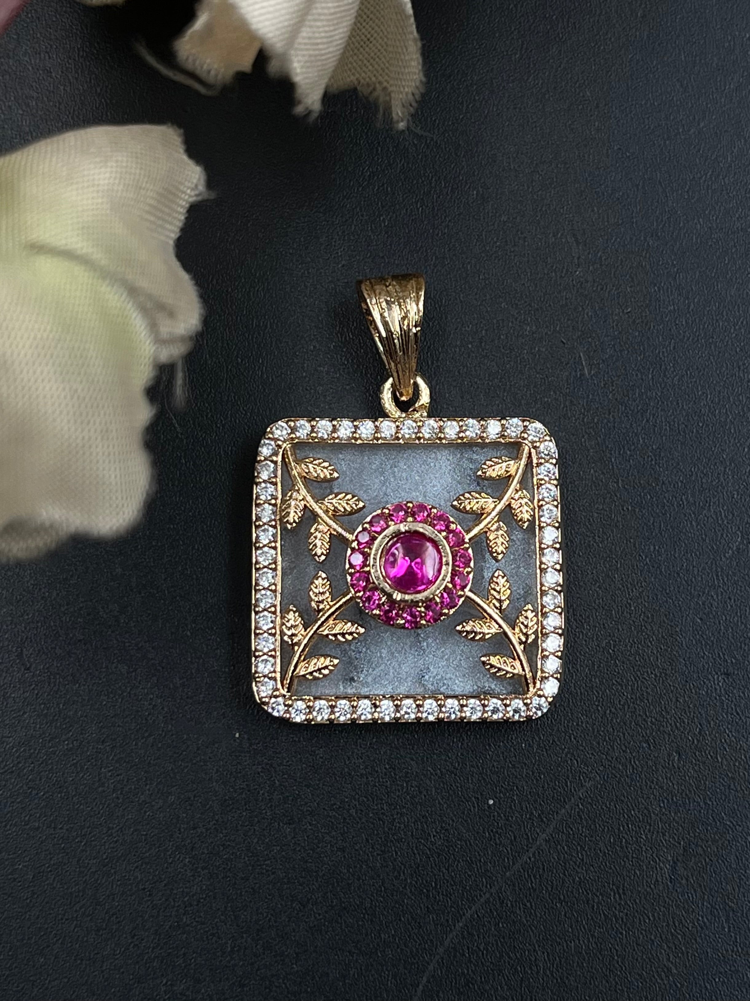 BASMA PENDANT