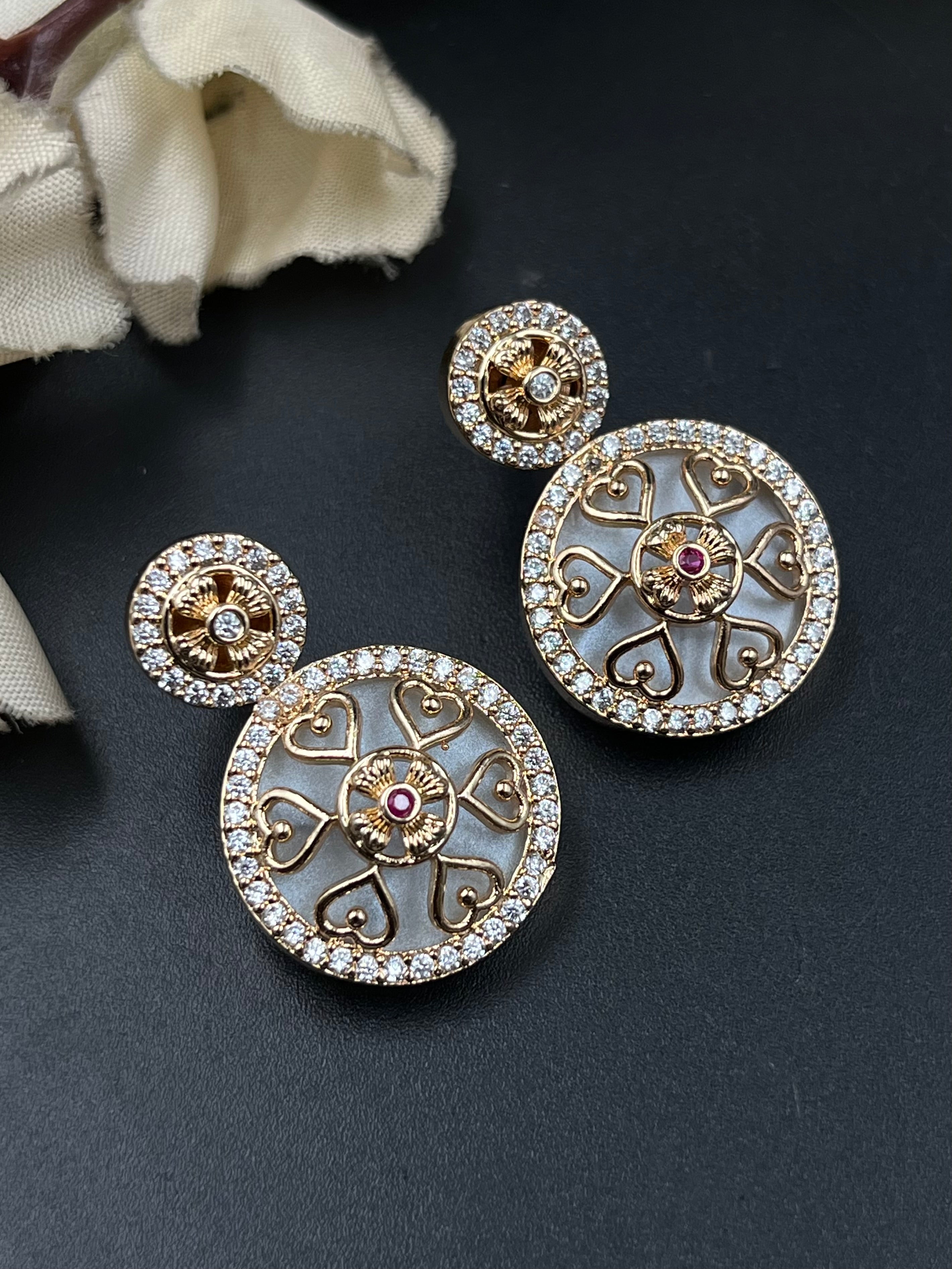ZIMAL PENDANT