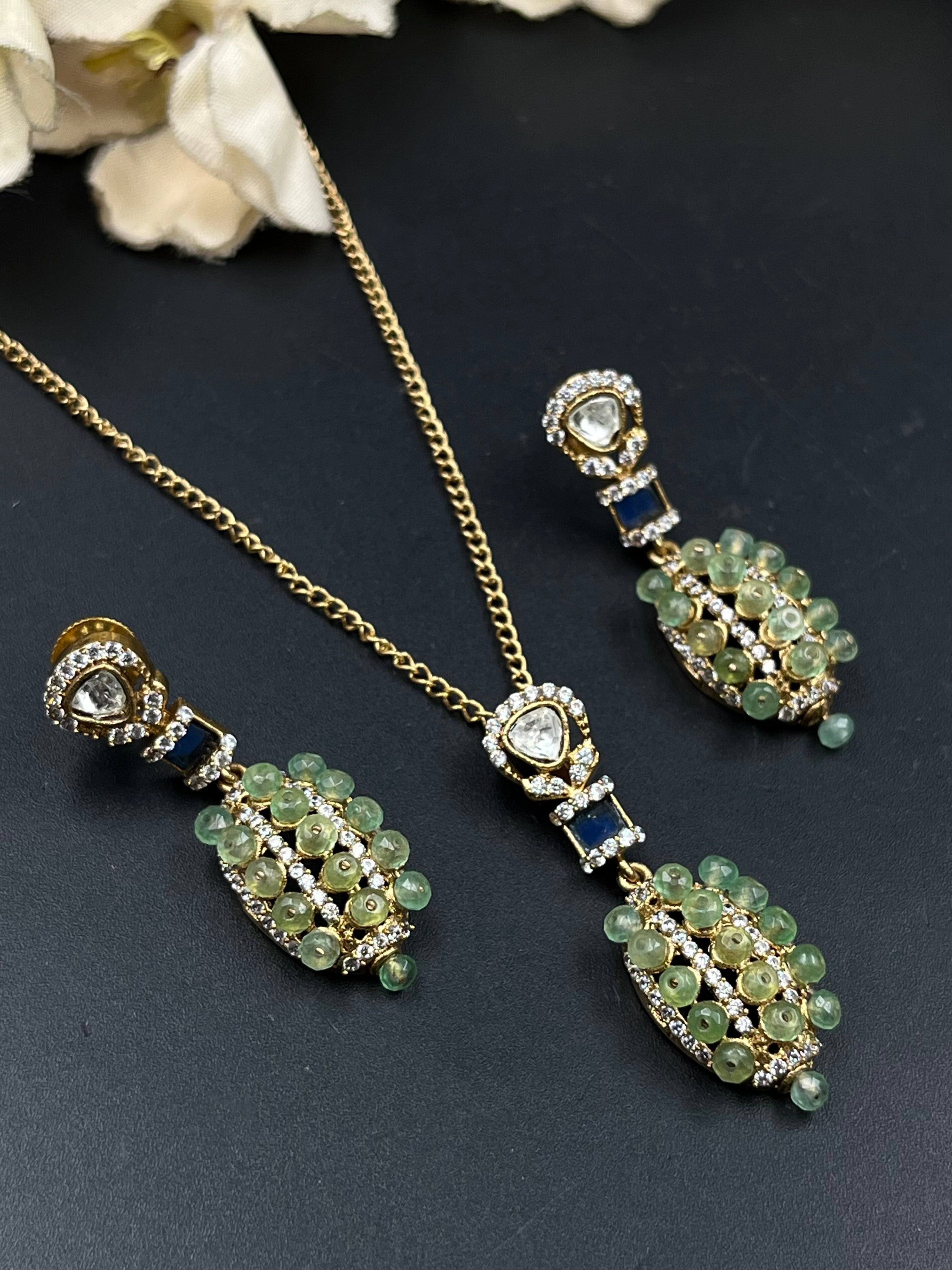 PIYA PENDANT