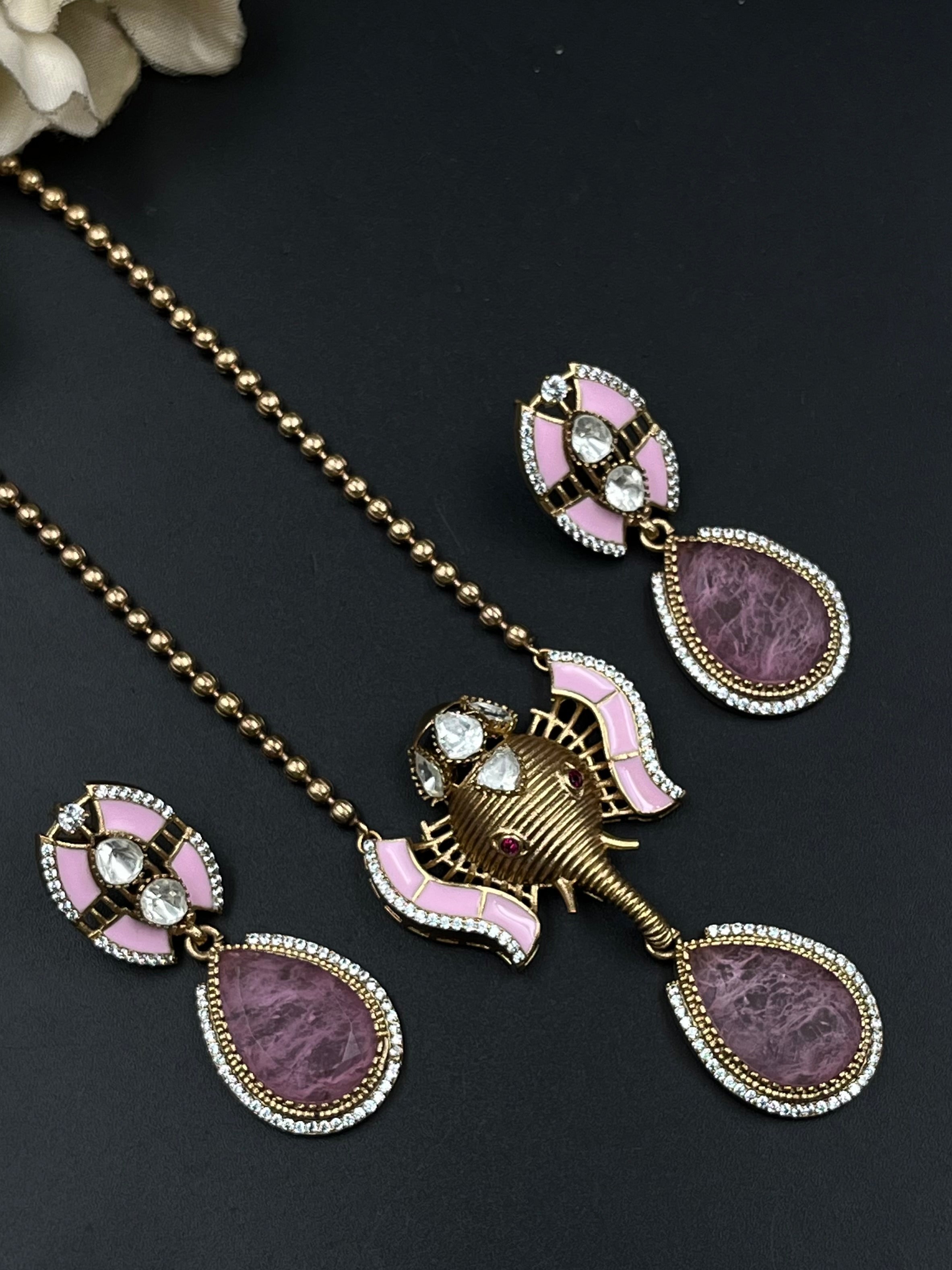 RIYA PENDANT