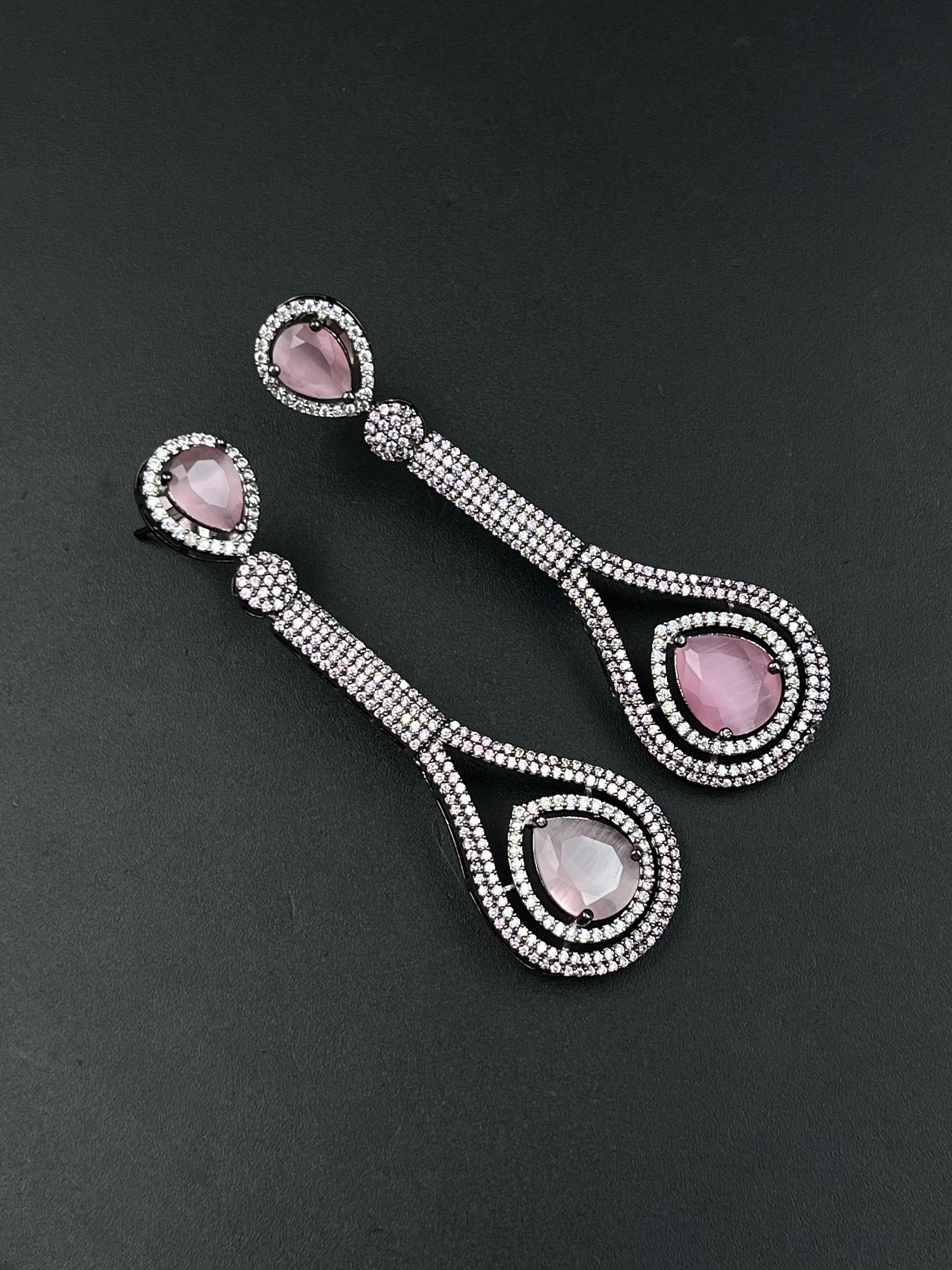 EIYA EARRING
