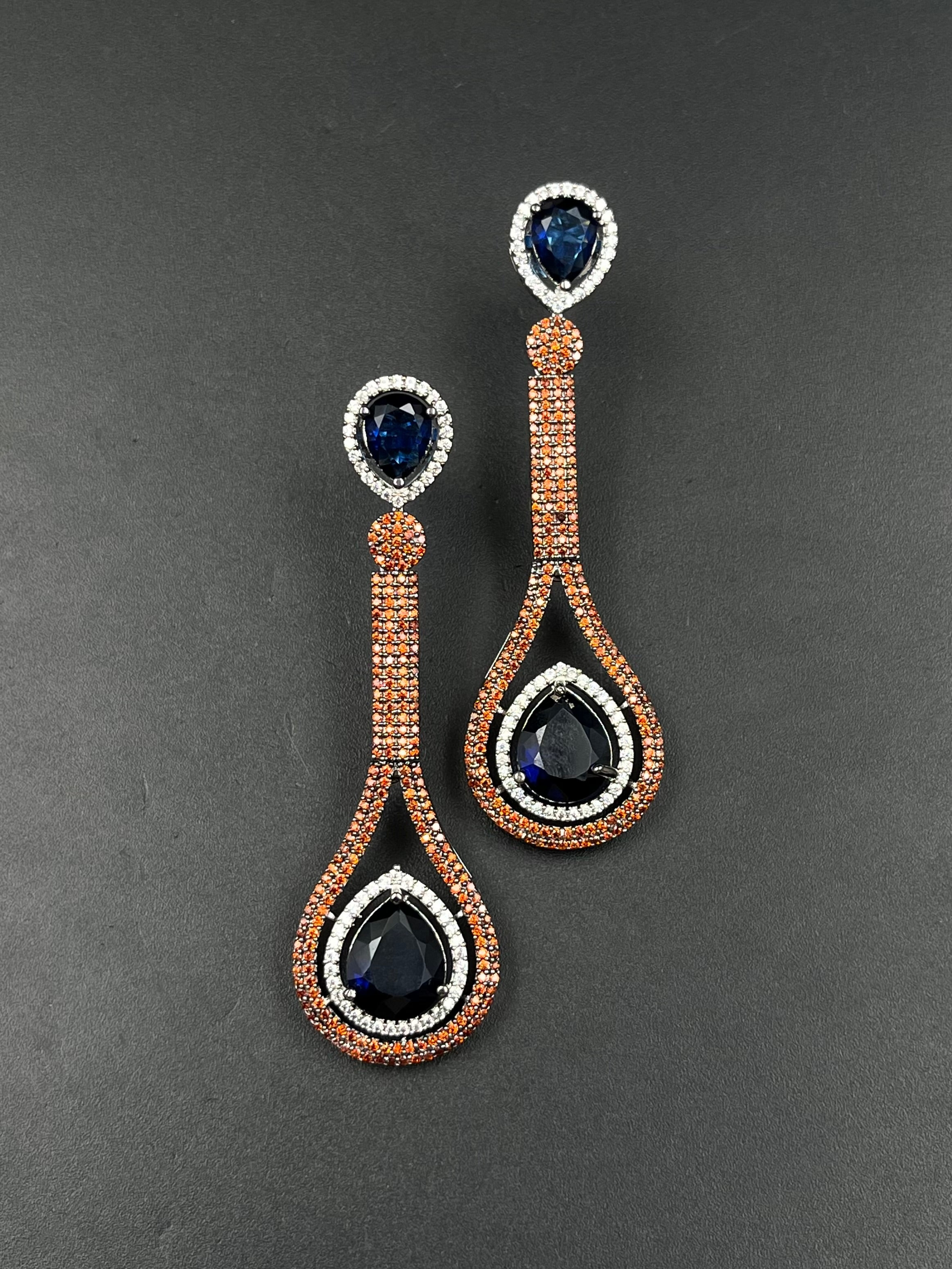 EIYA EARRING