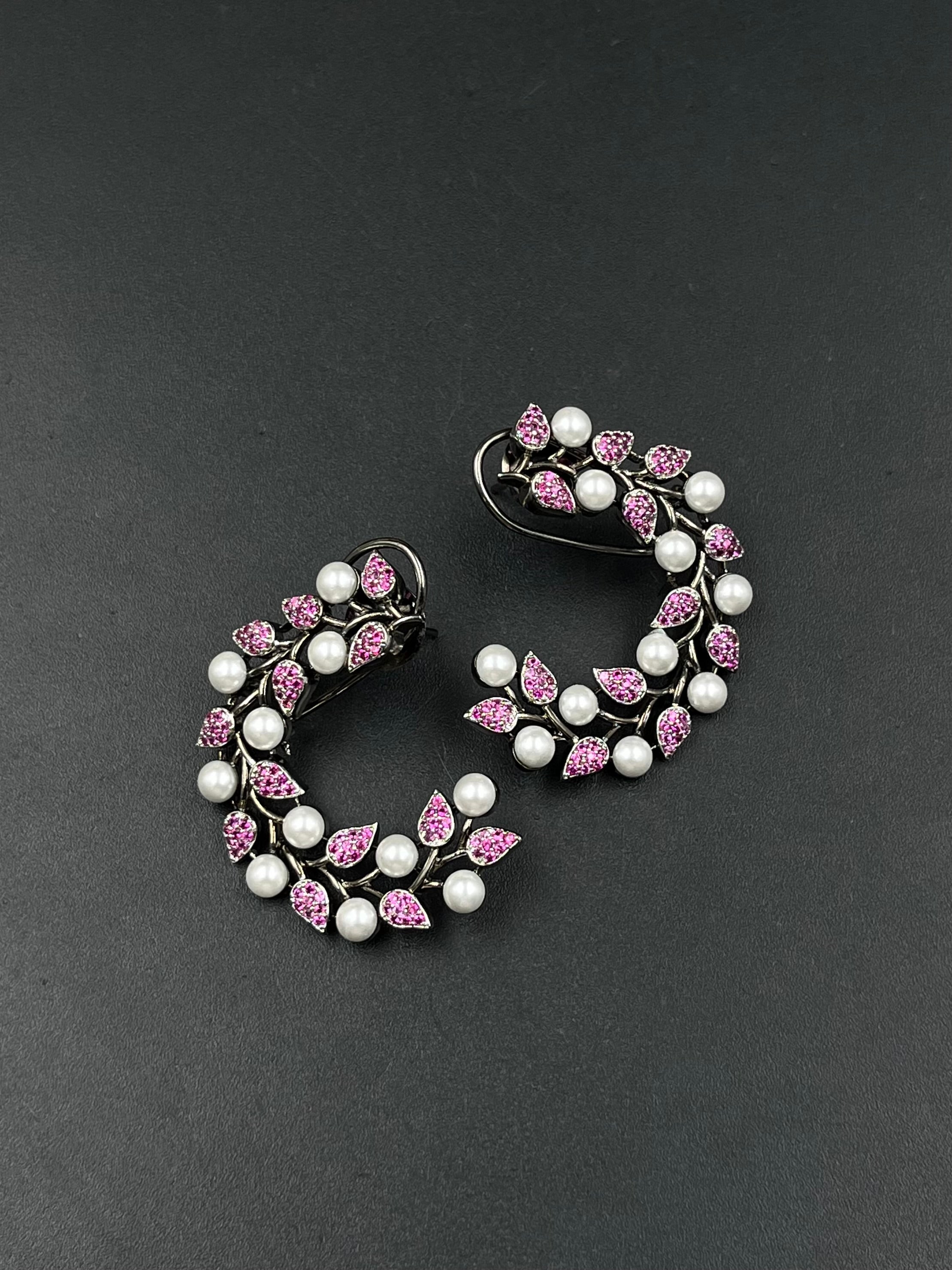 WIYA EARRING