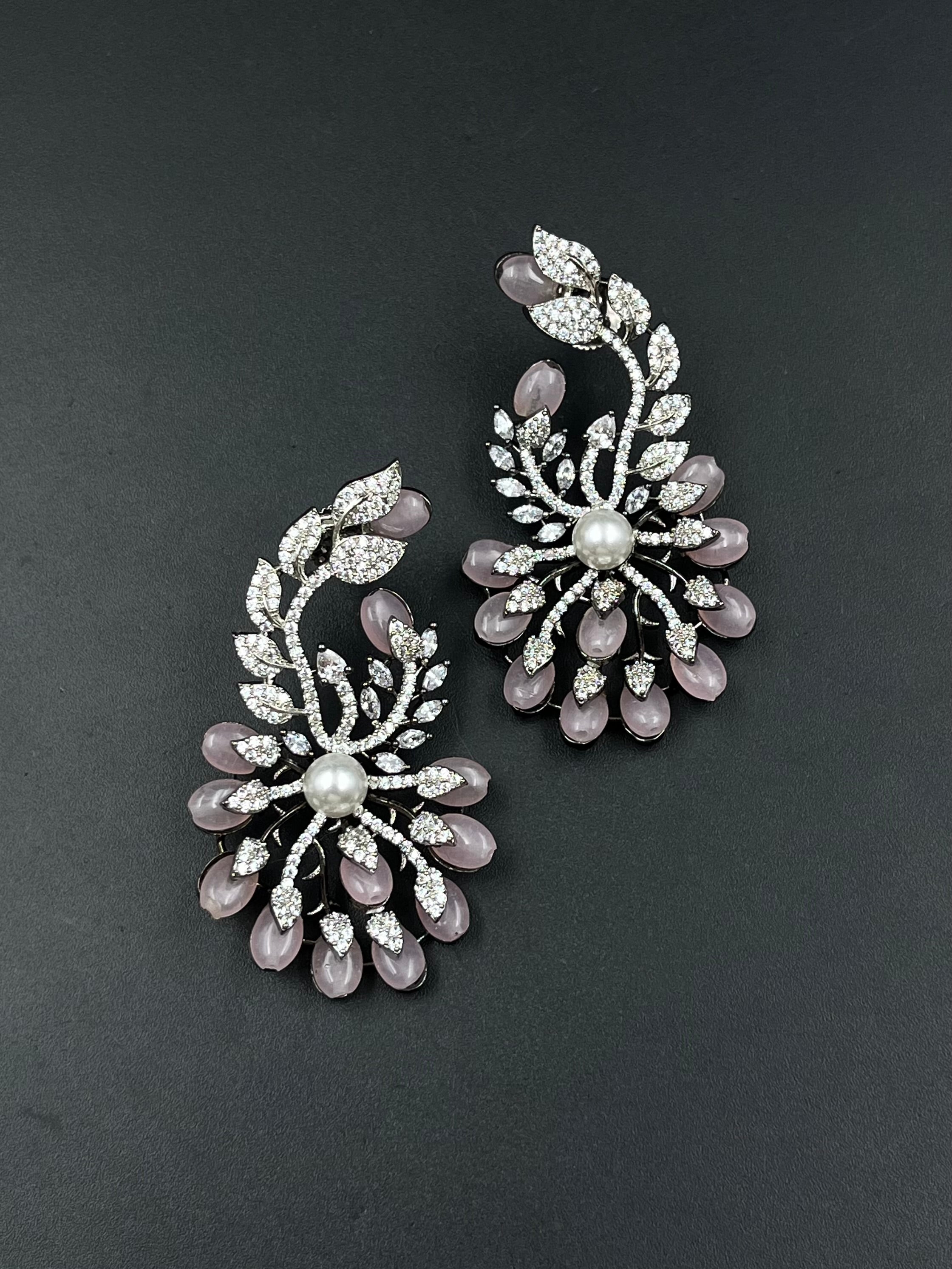 QIYA EARRING