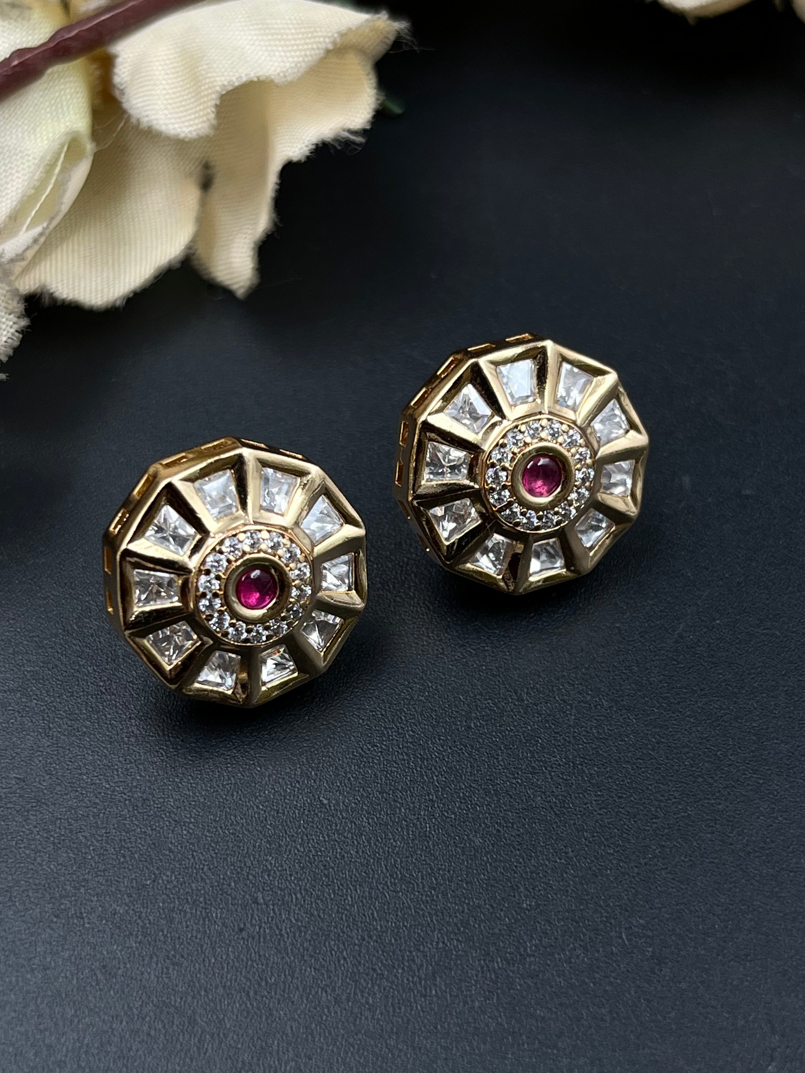GIYA PENDANT