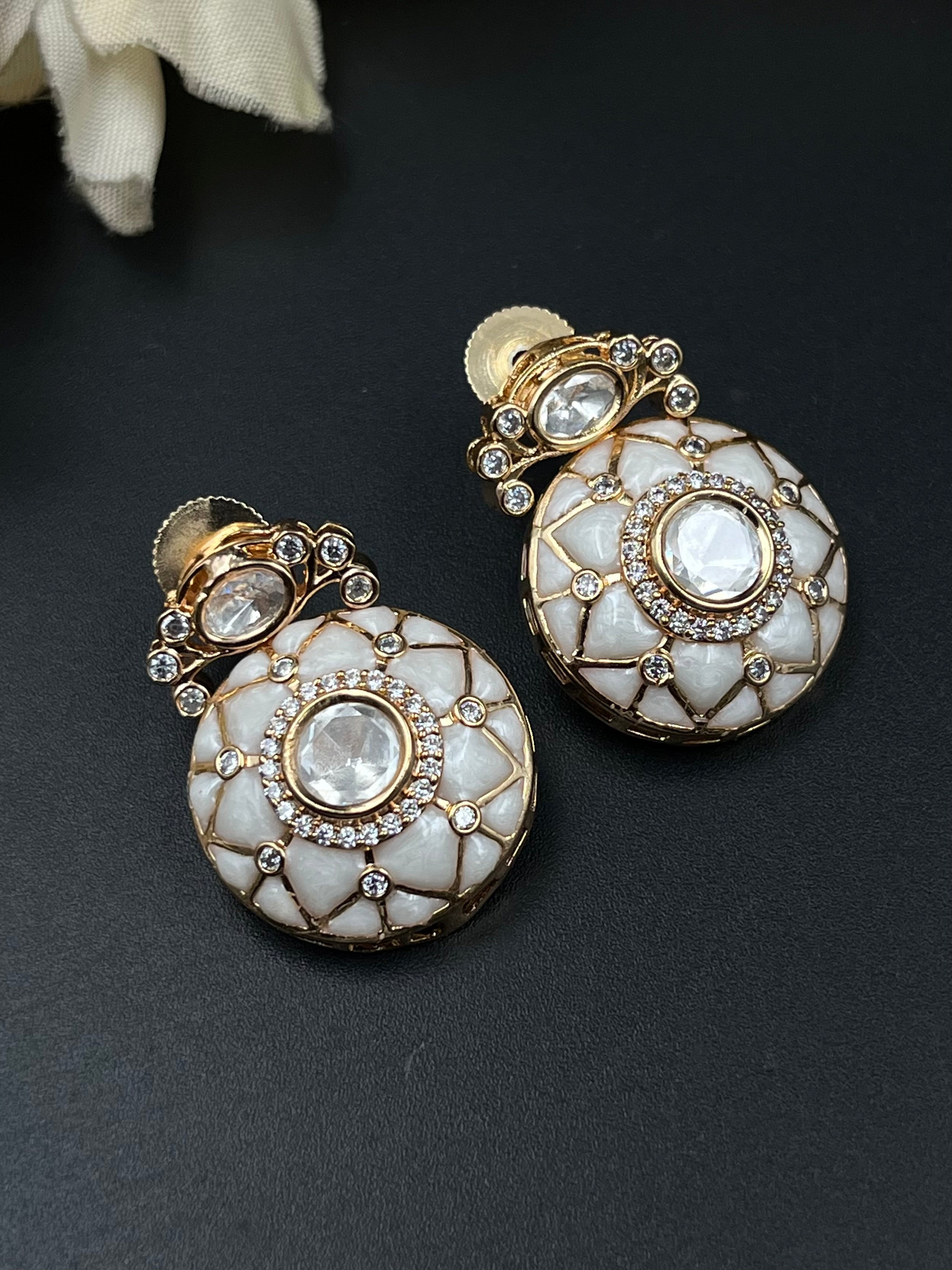 FIYA PENDANT
