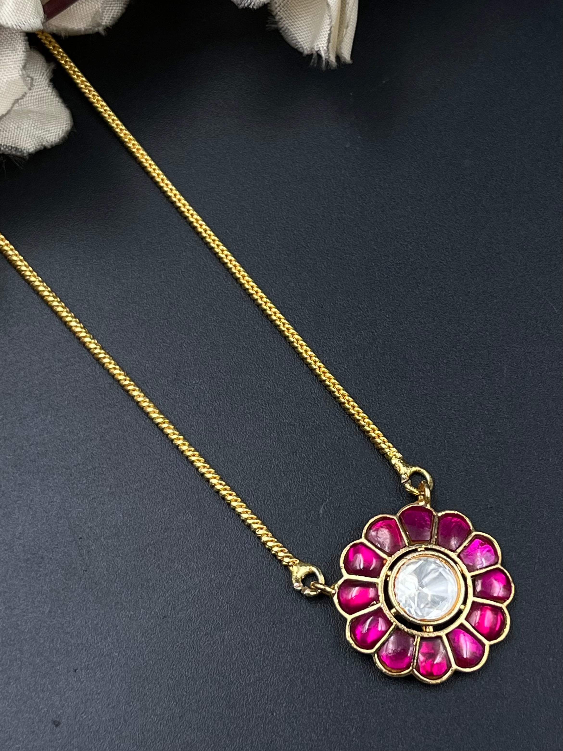 BIYA PENDANT