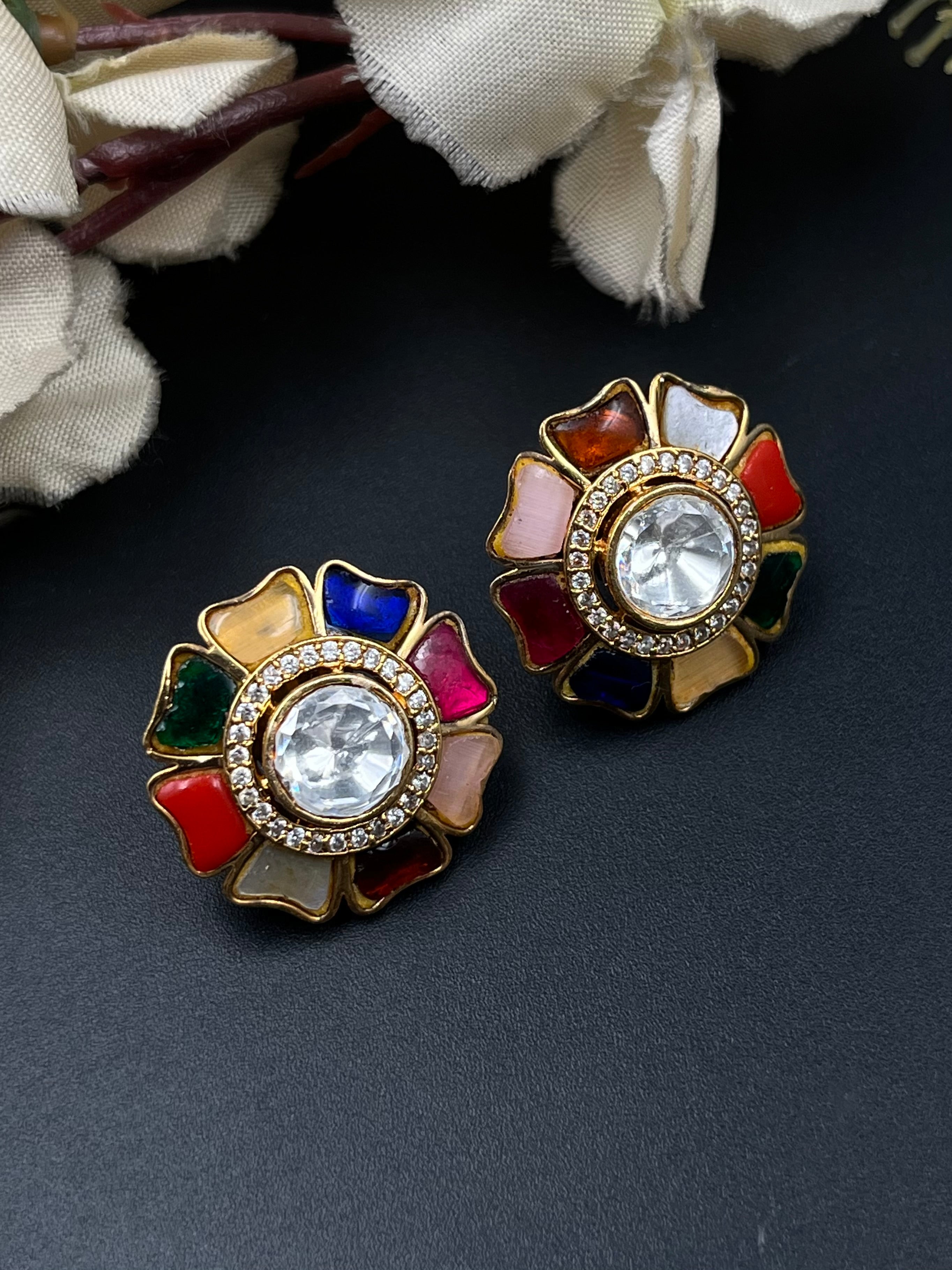 NIYA PENDANT