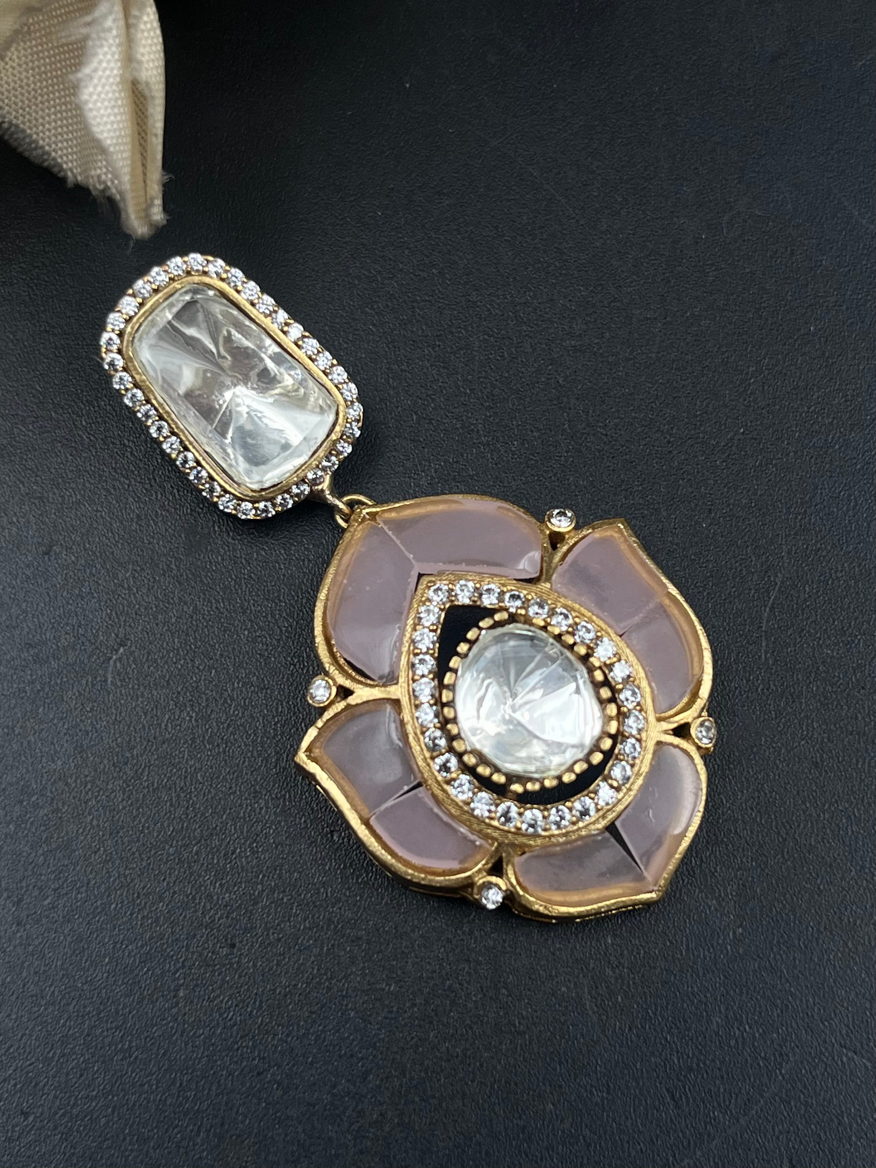 XIYA PENDANT