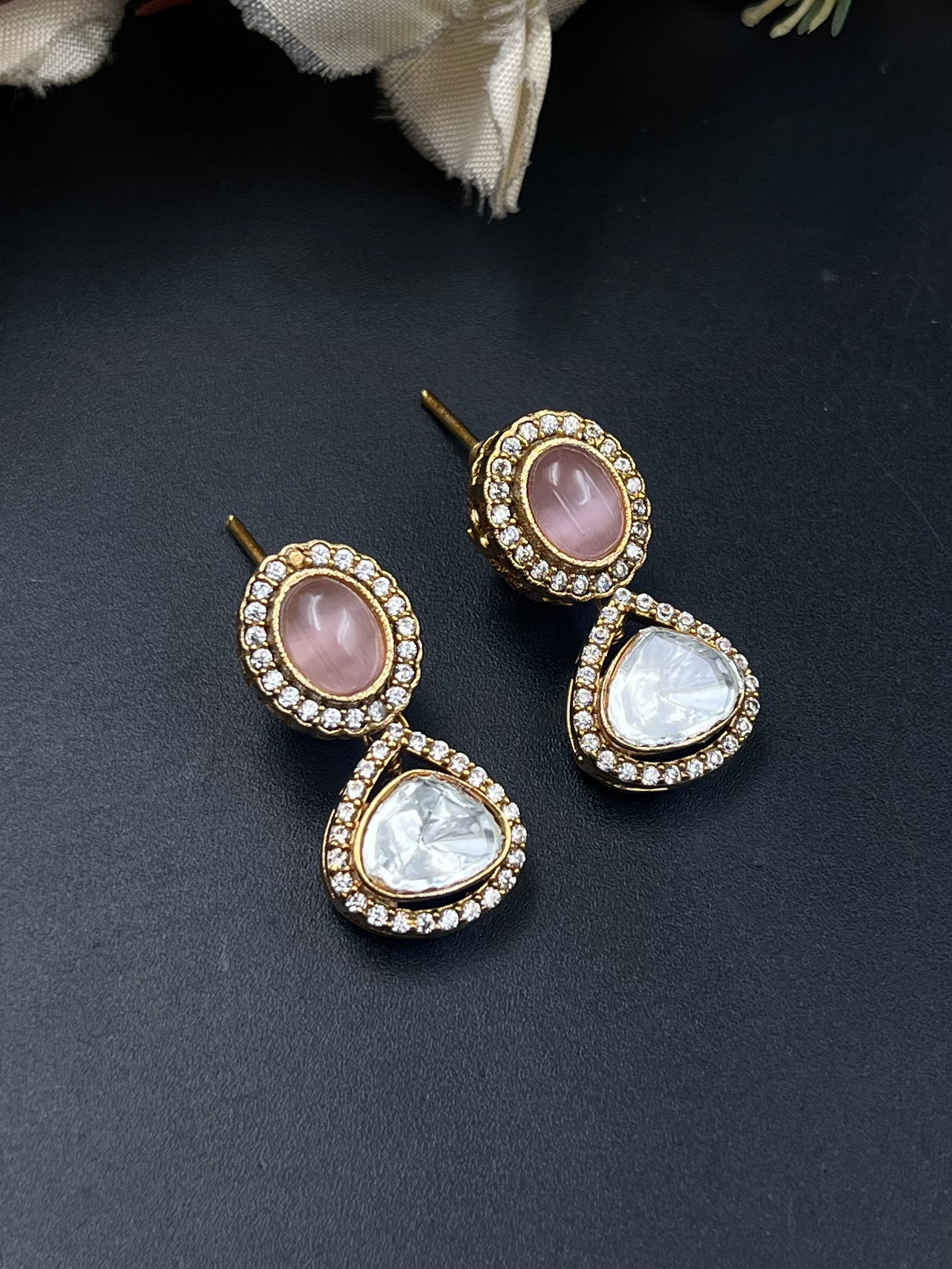 EIYA PENDANT