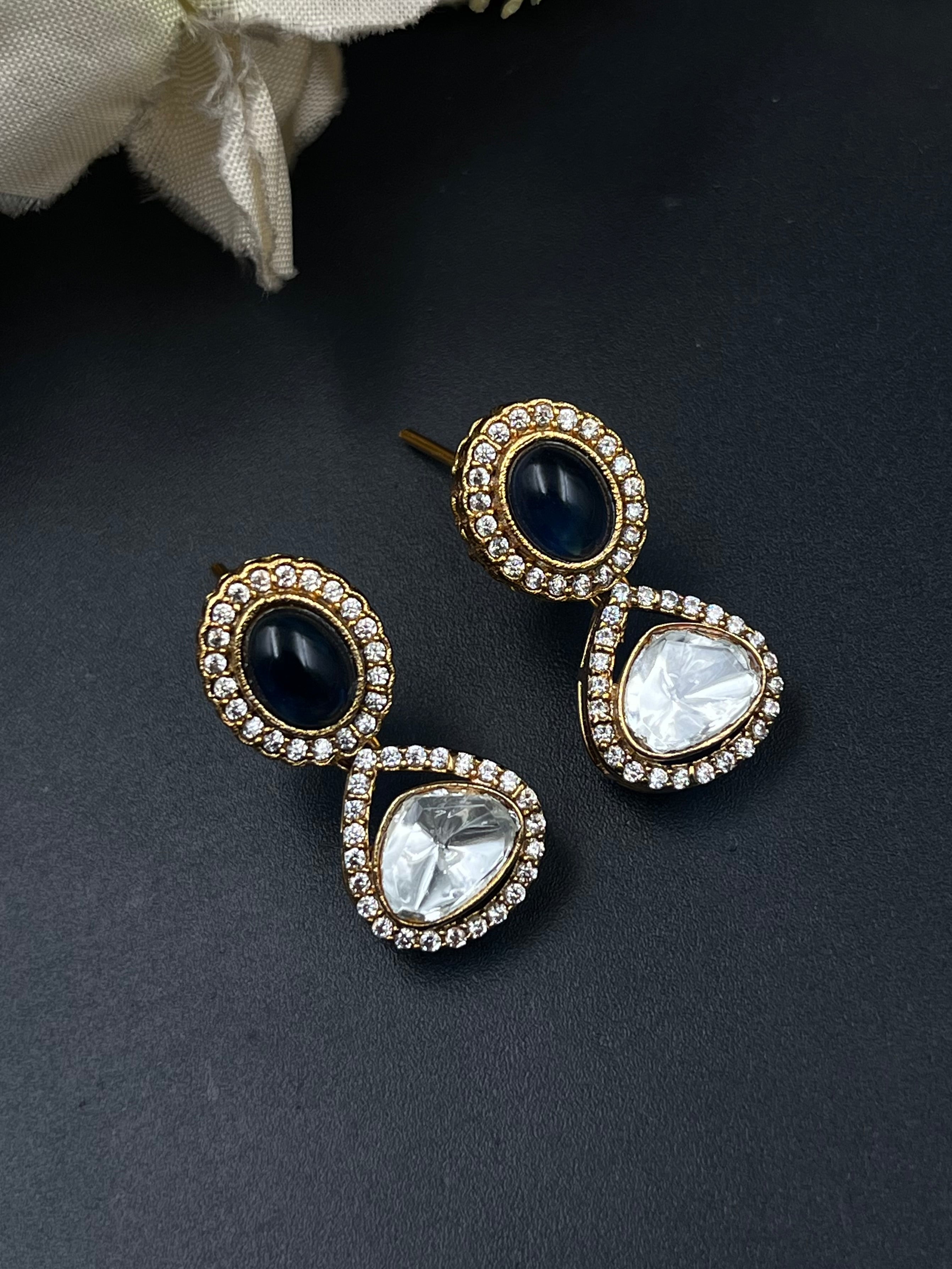 EIYA PENDANT