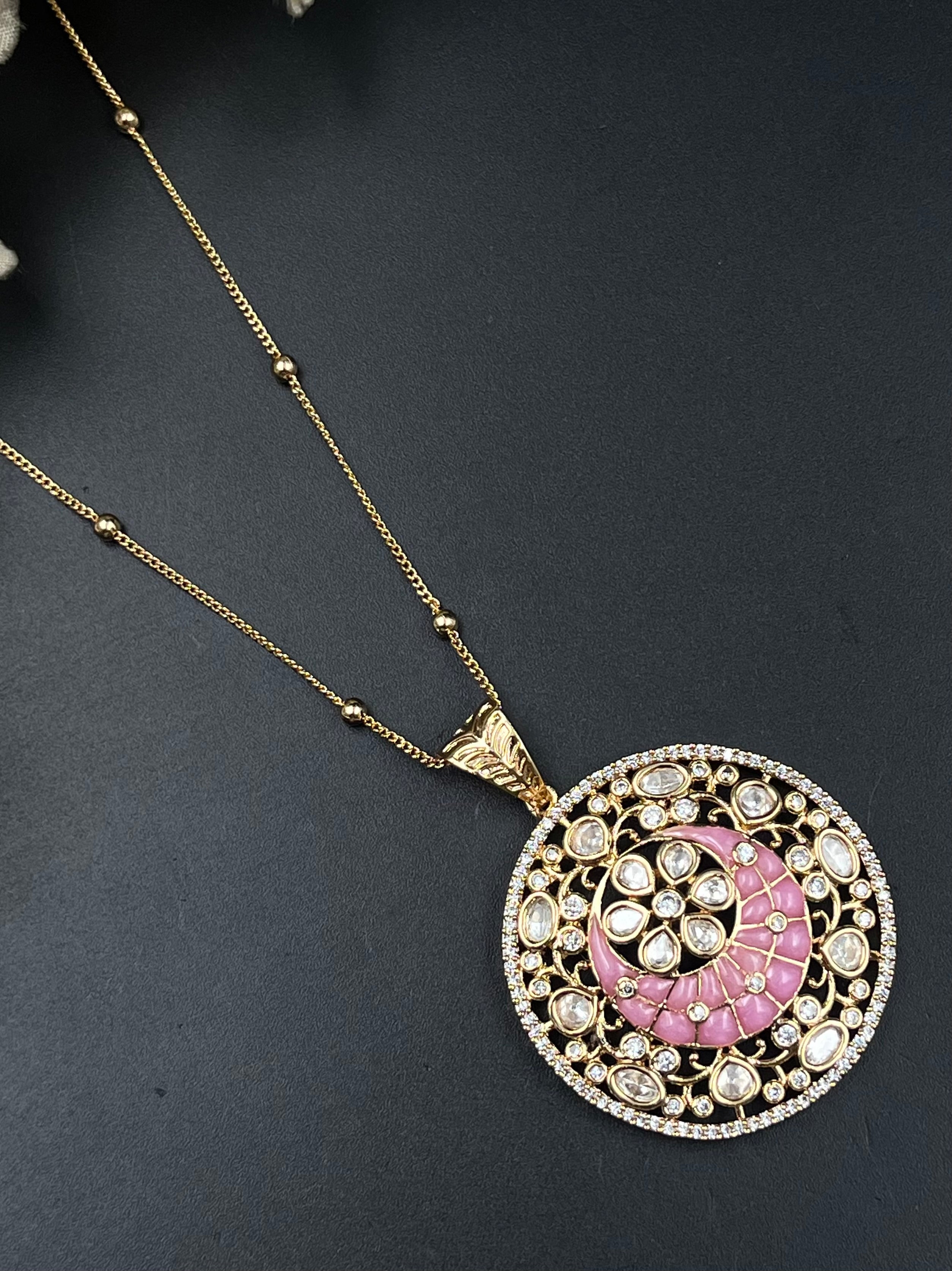 WIYA PENDANT