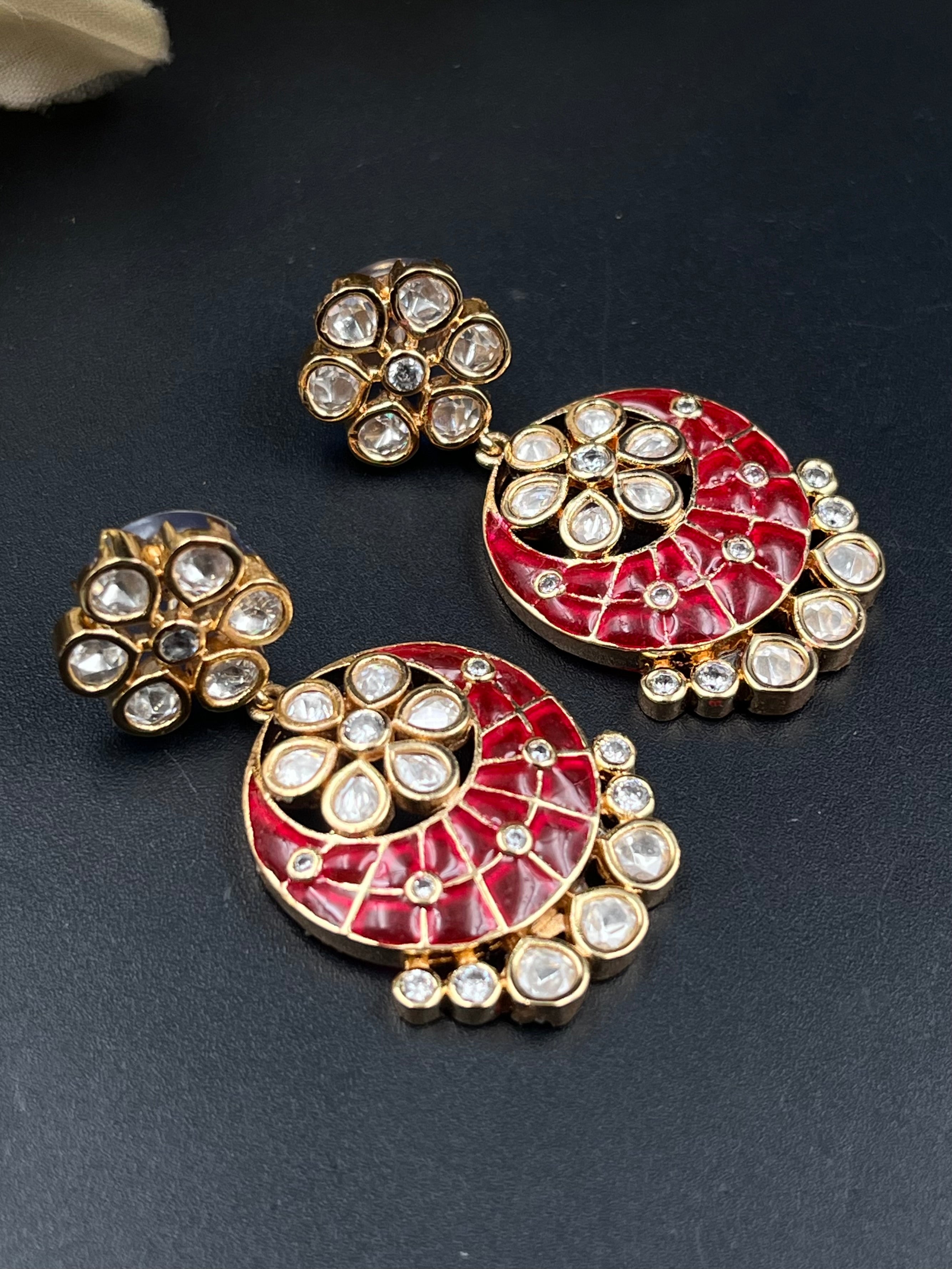WIYA PENDANT