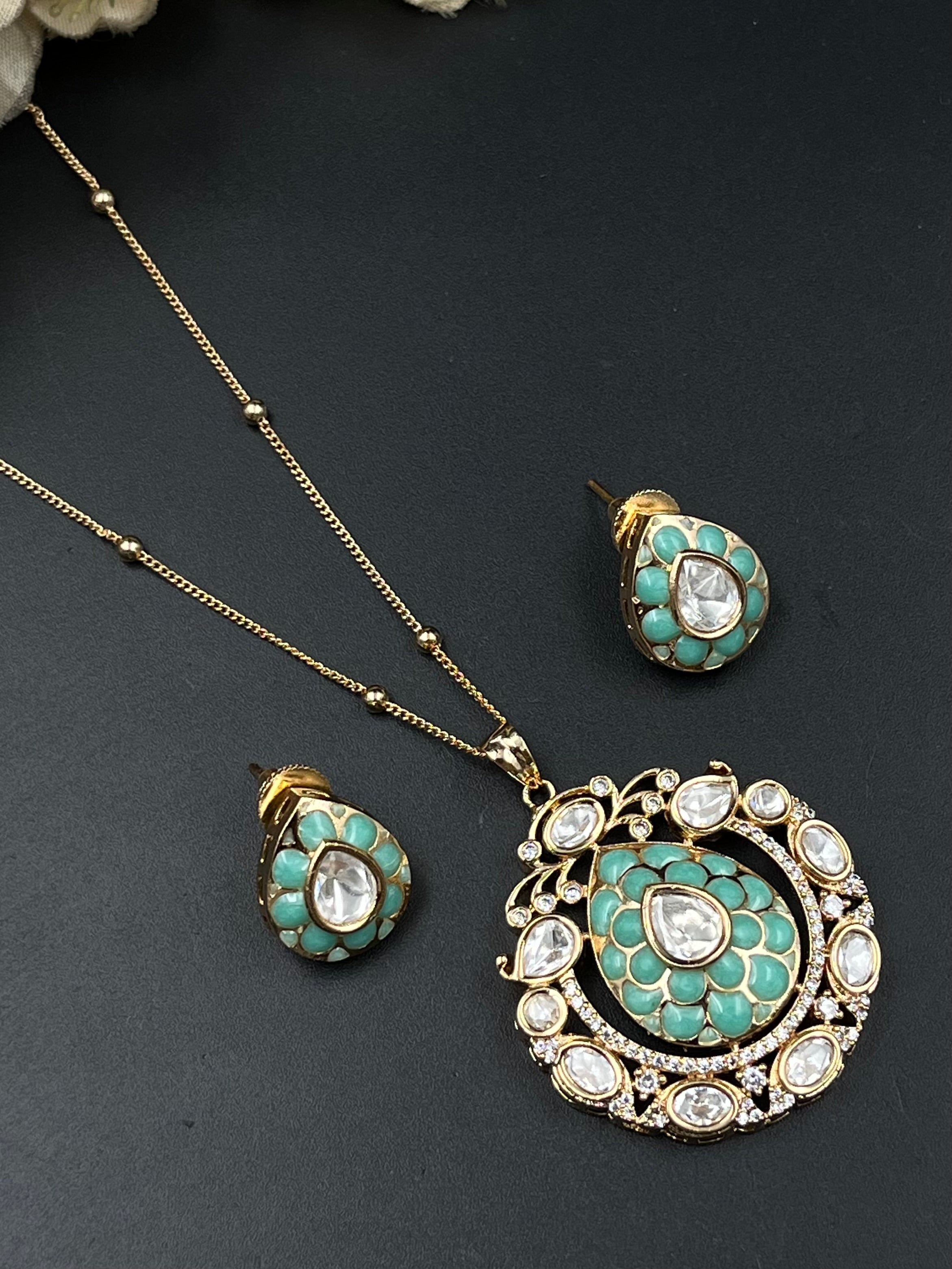 DIYA PENDANT