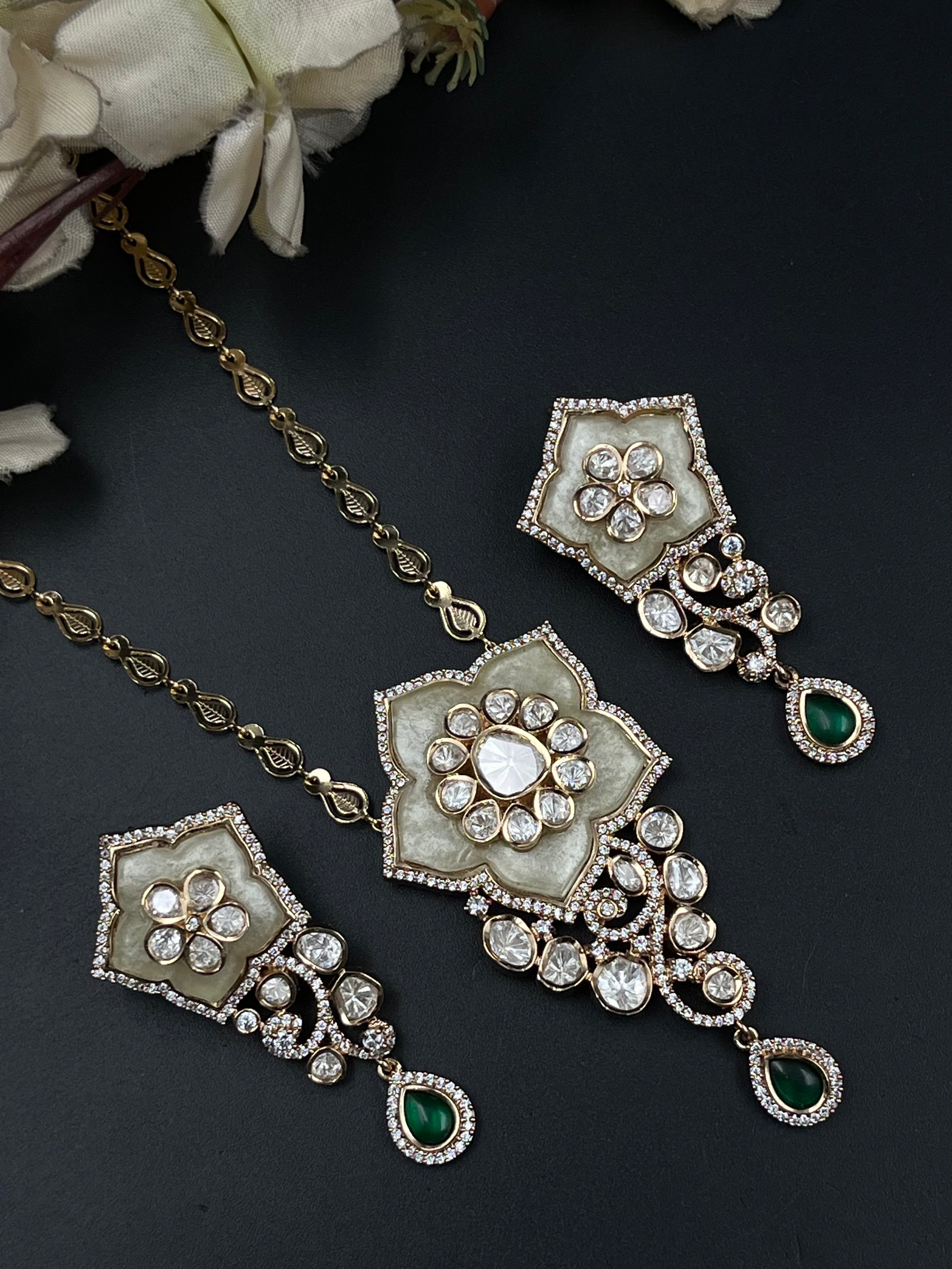 OIYA PENDANT
