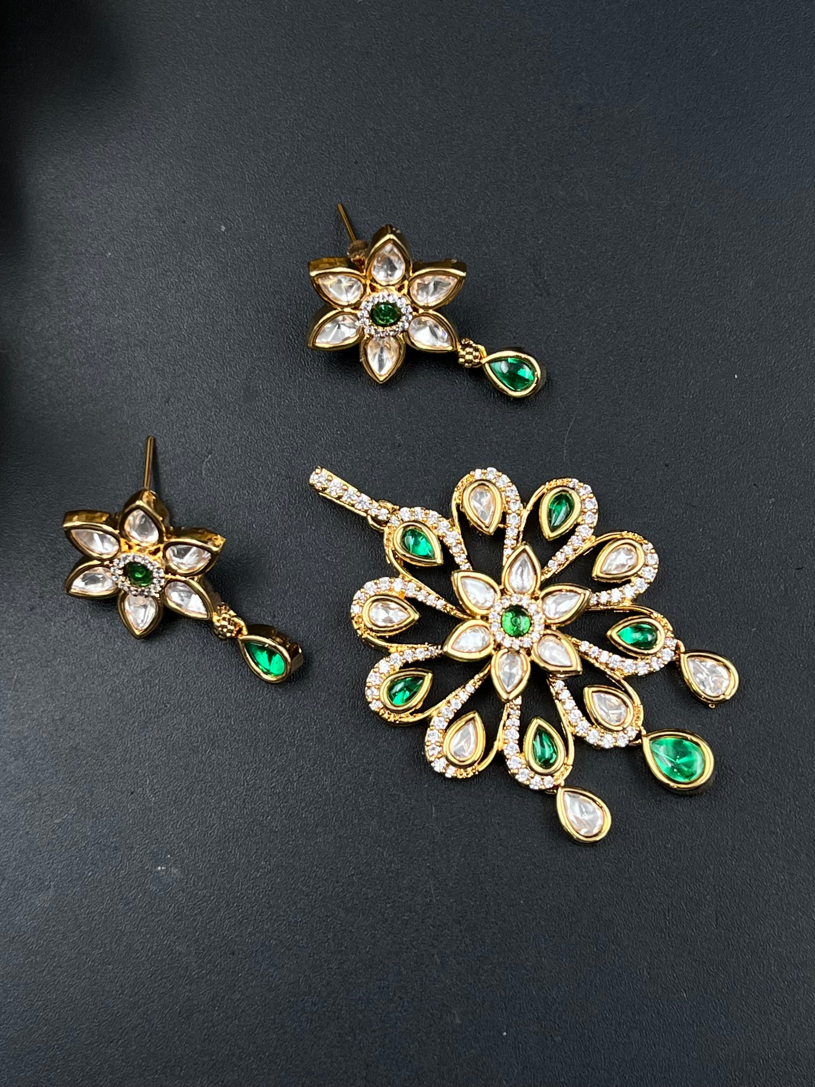 VIYA PENDANT