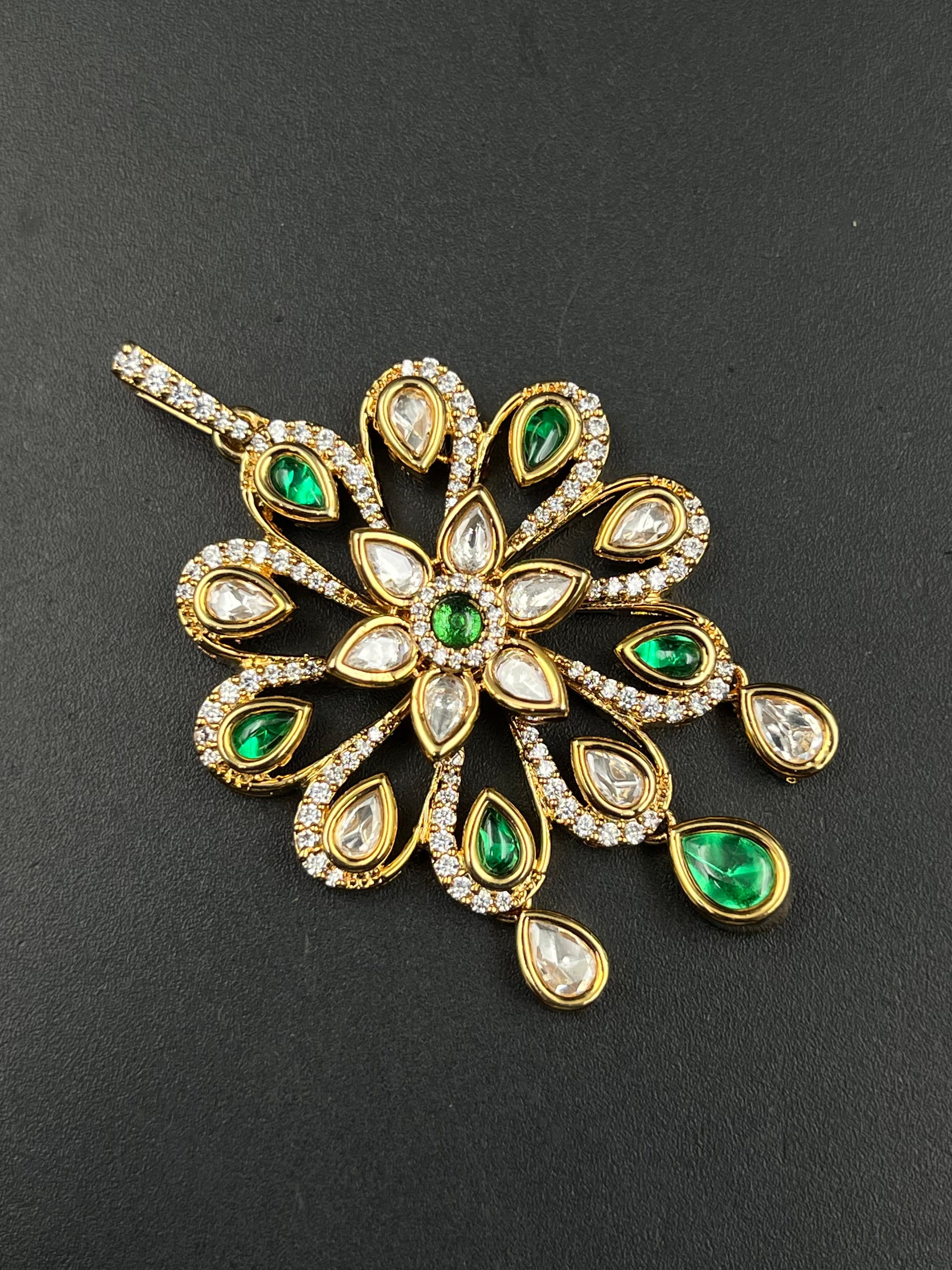 VIYA PENDANT