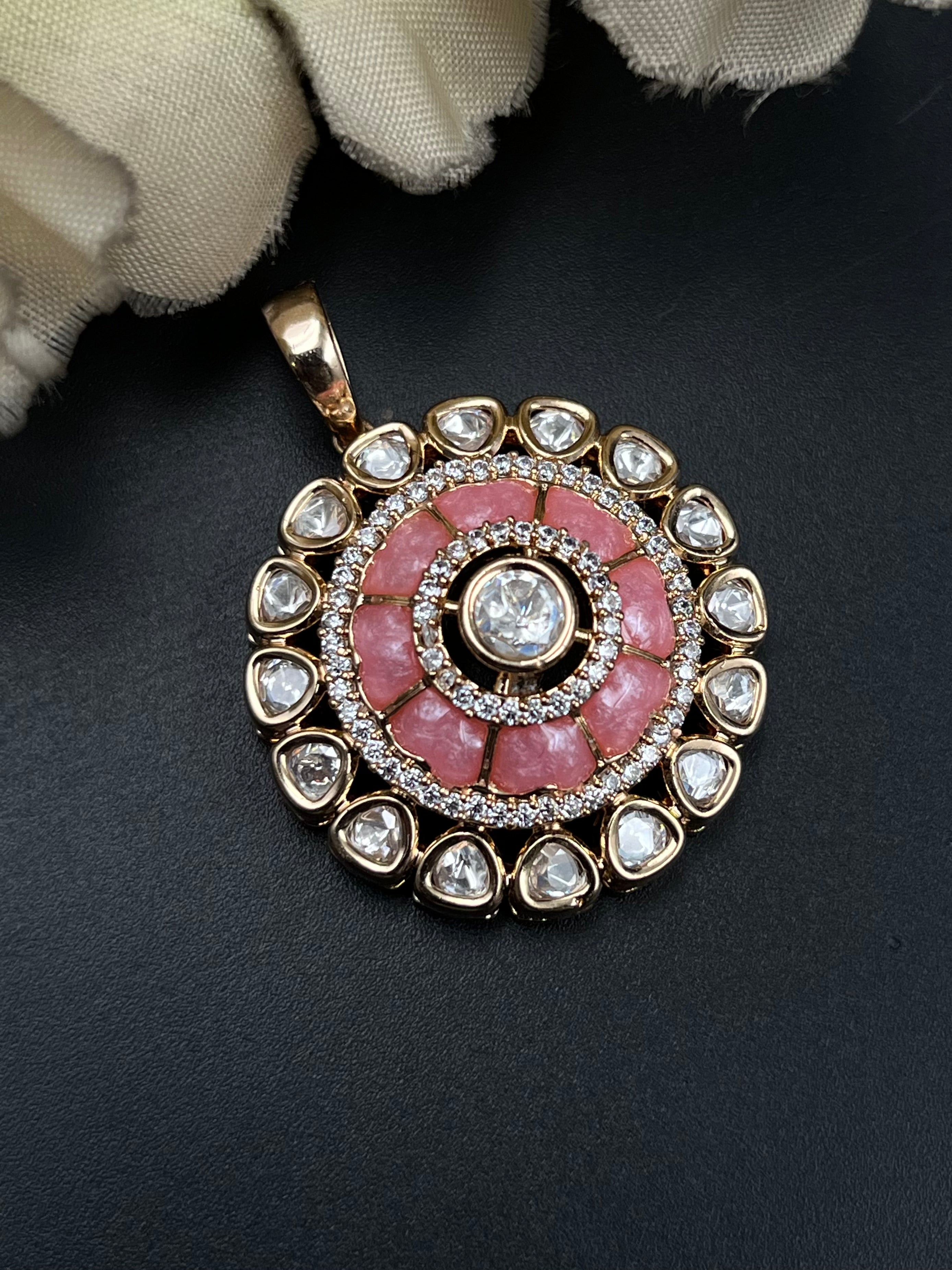 AIYA PENDANT