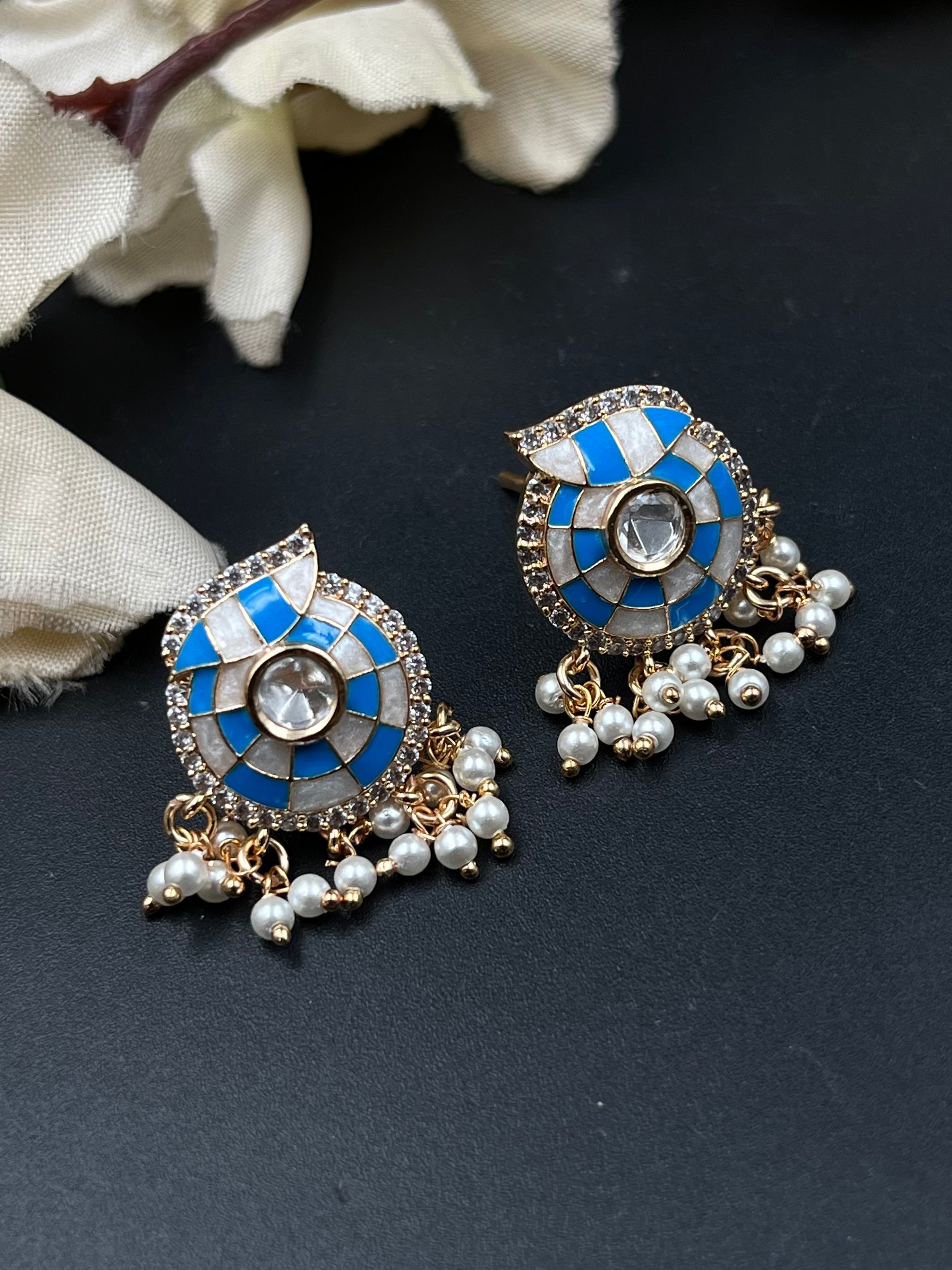 DIYAS PENDANT