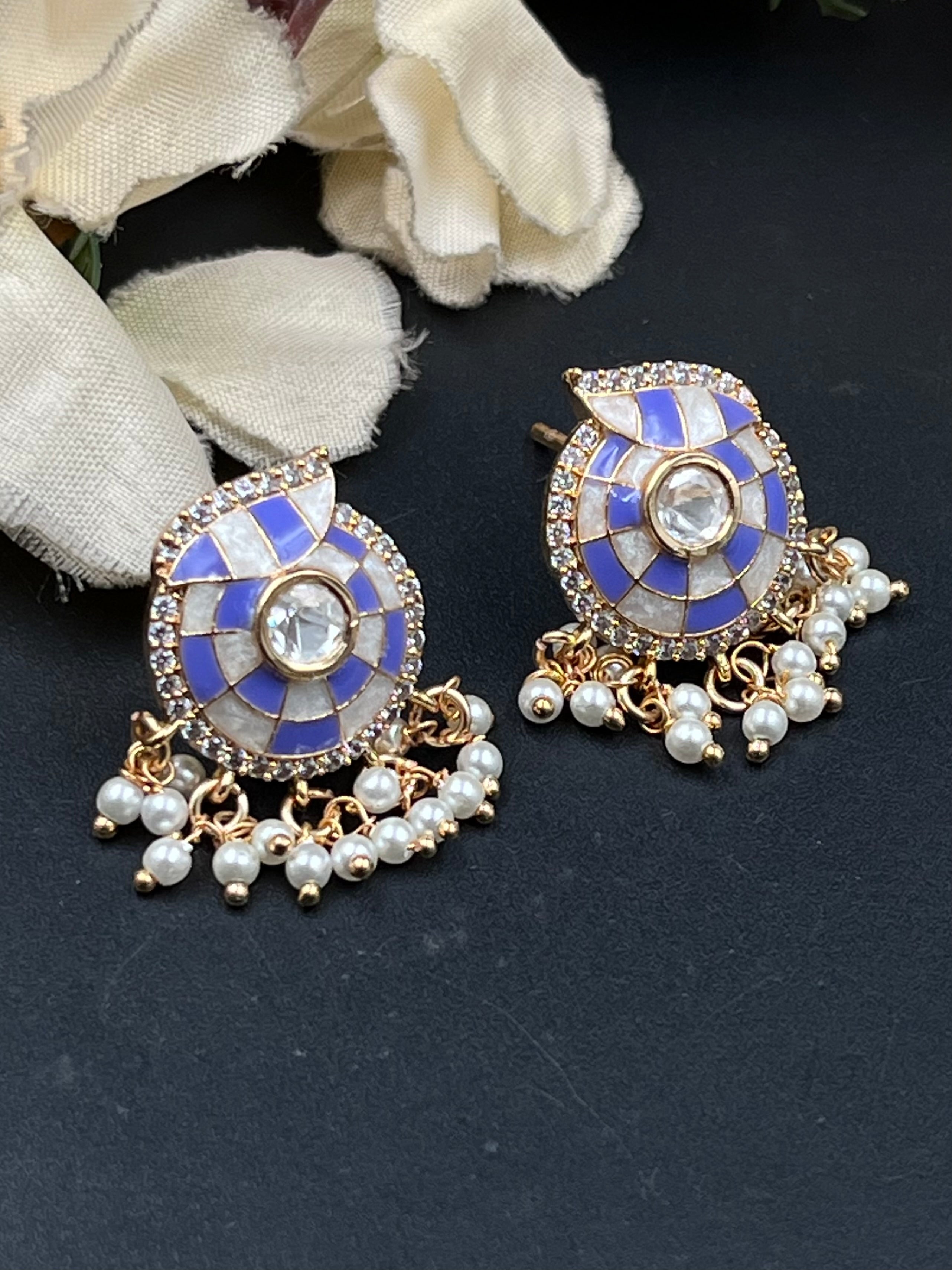 DIYAS PENDANT