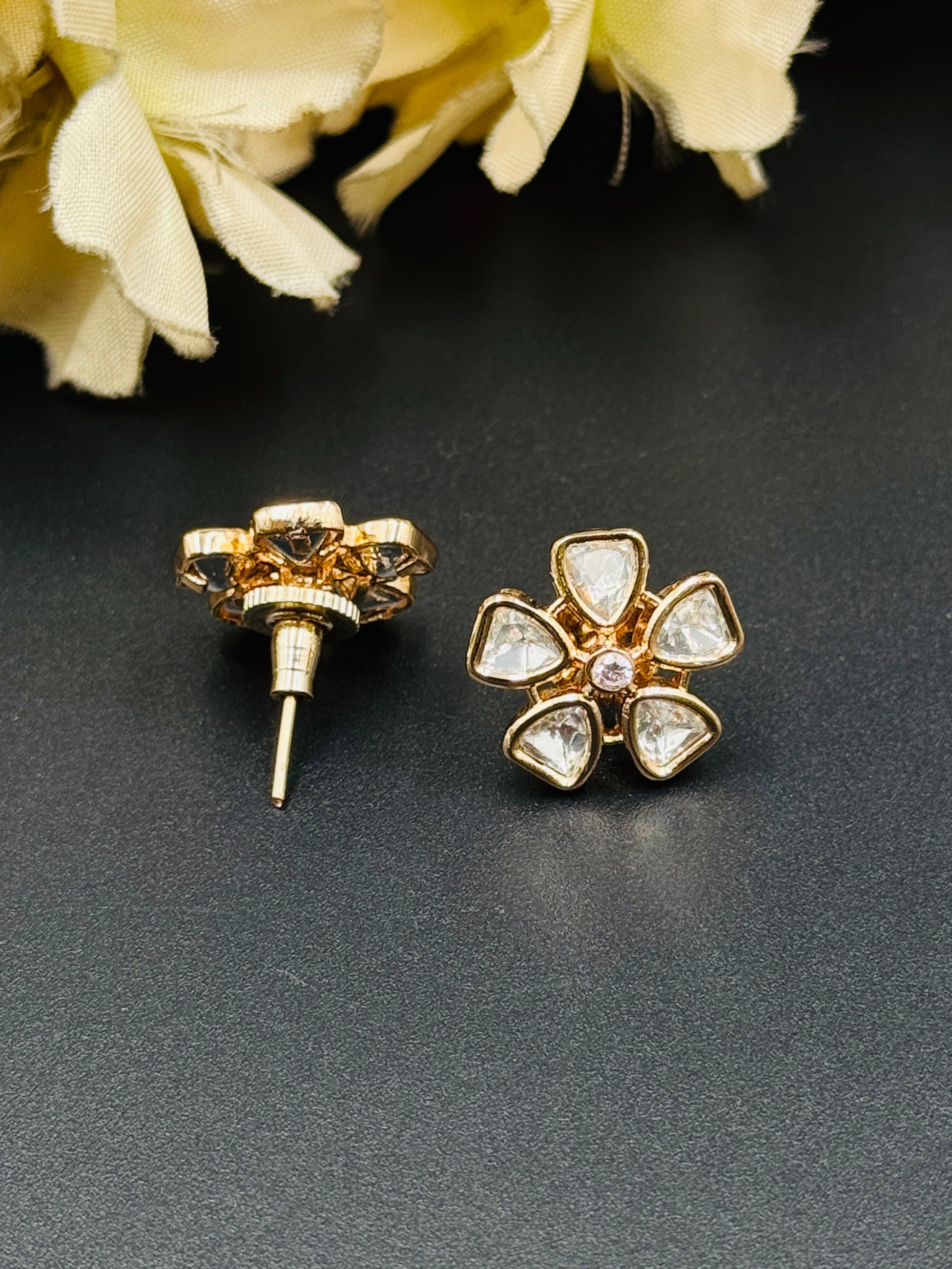 KRITIKA EARRINGS