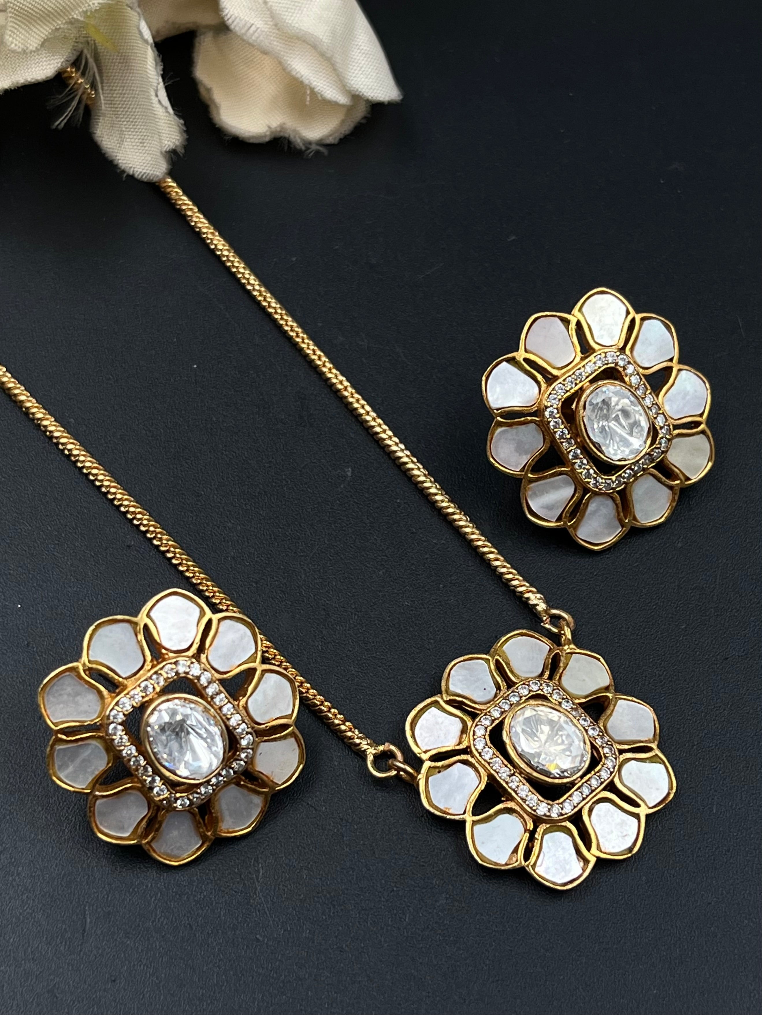 KIYAS PENDANT