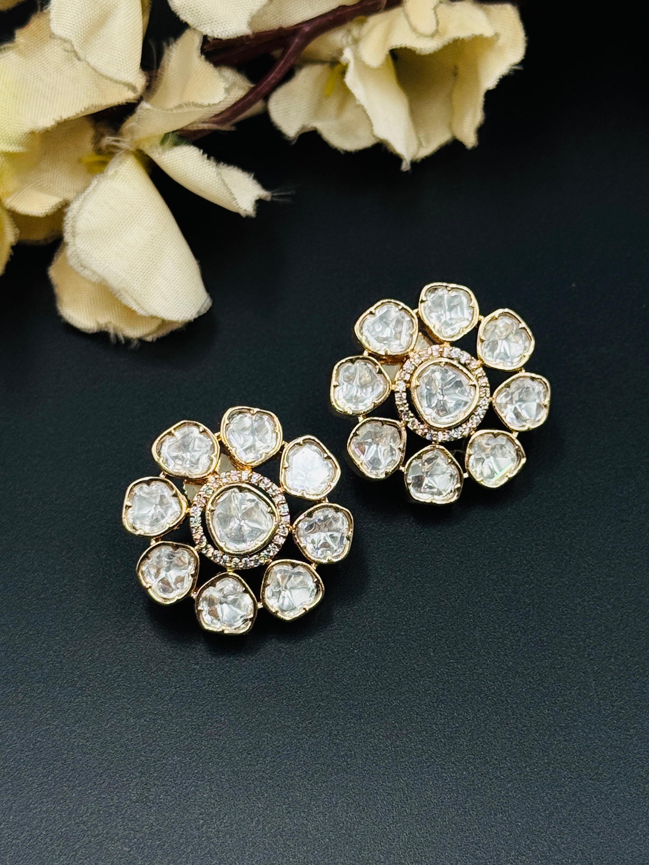 KIA EARRINGS