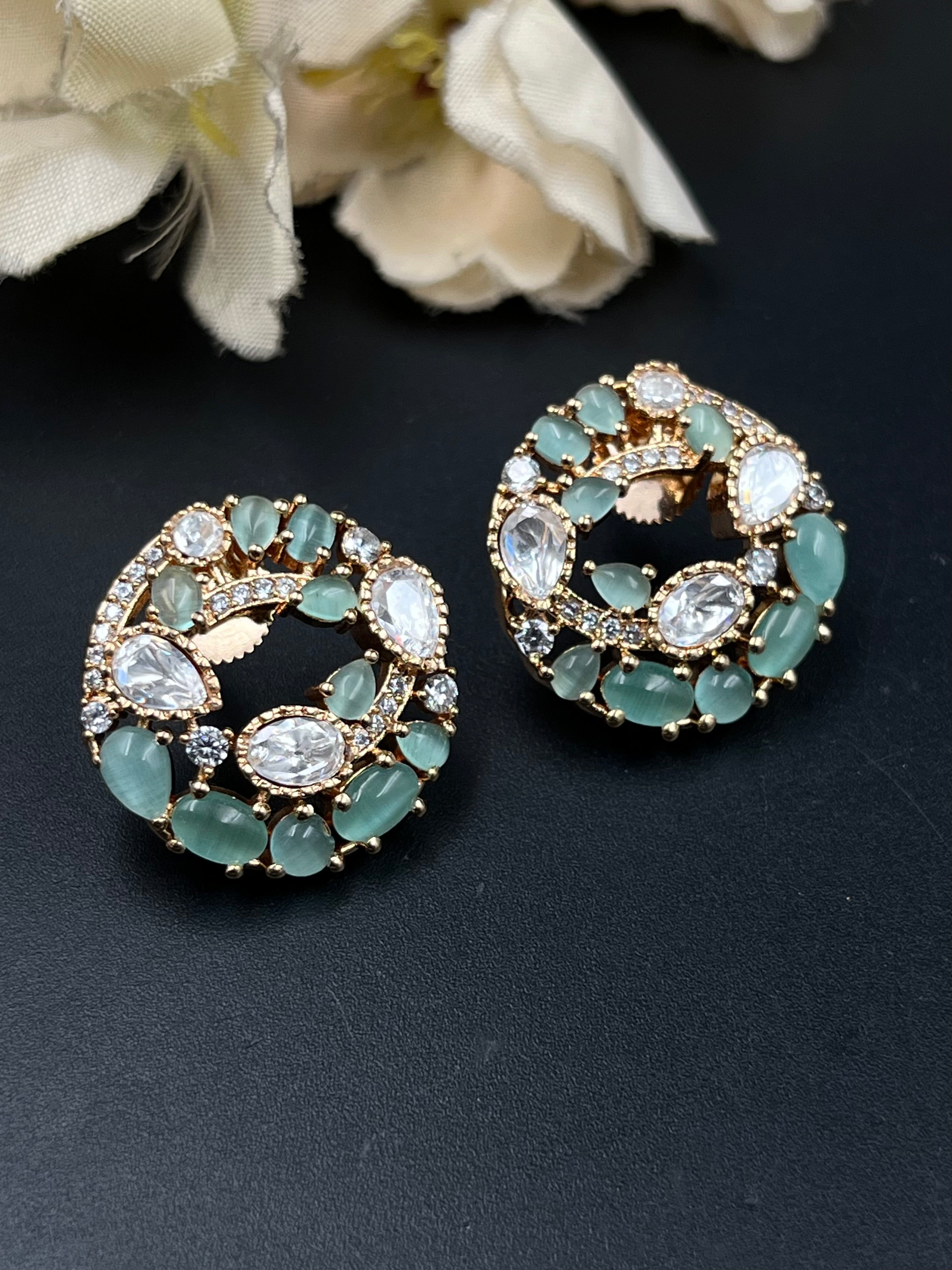 MIYAS PENDANT