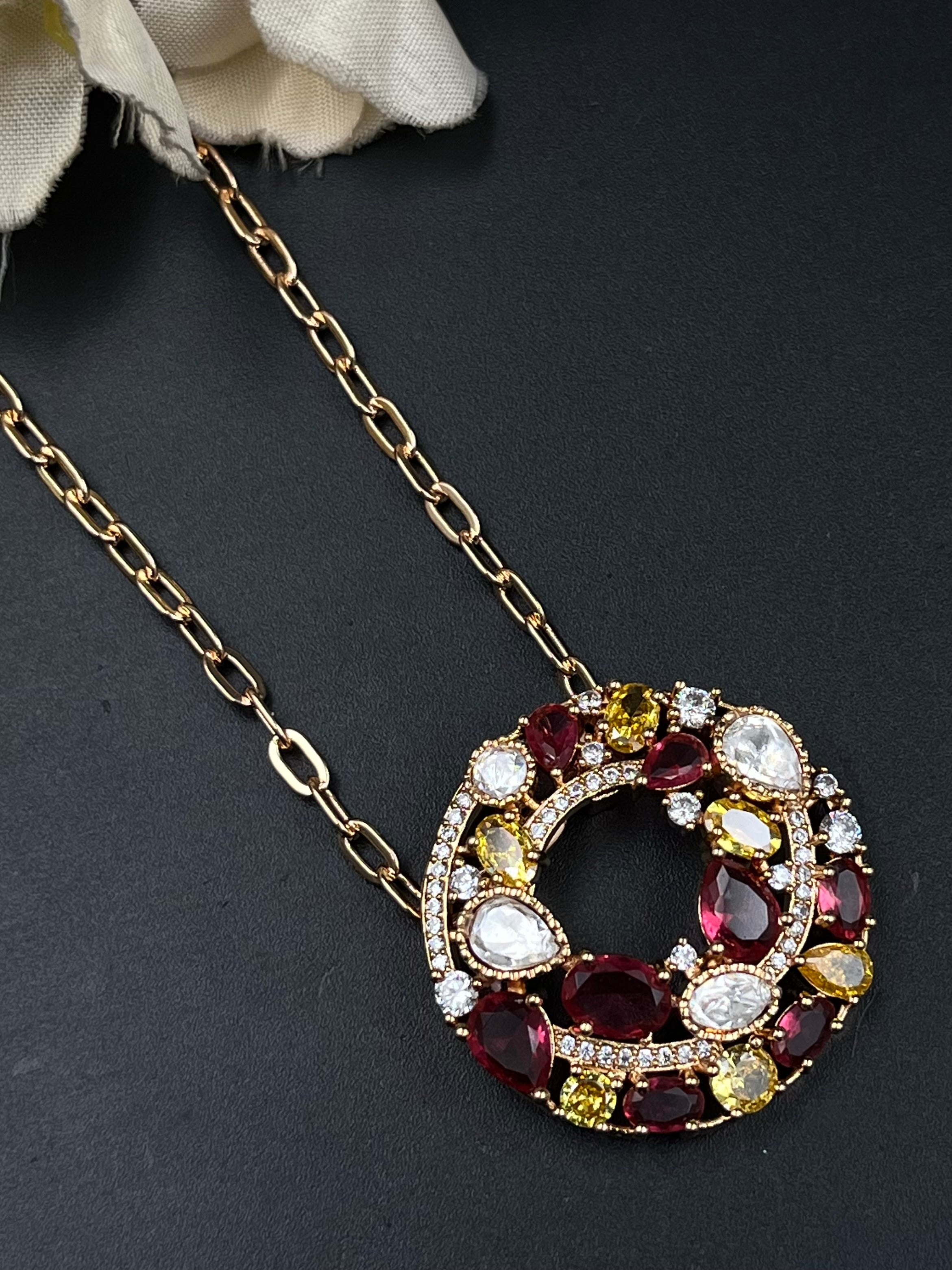 MIYAS PENDANT