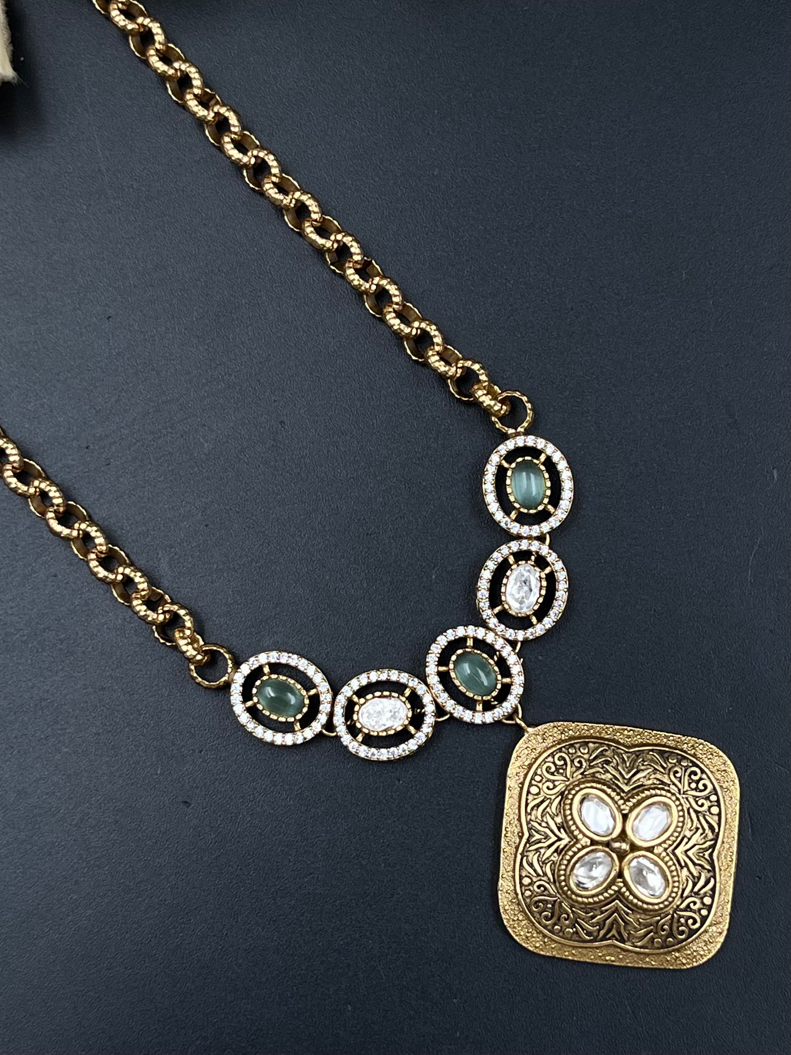LIO PENDANT