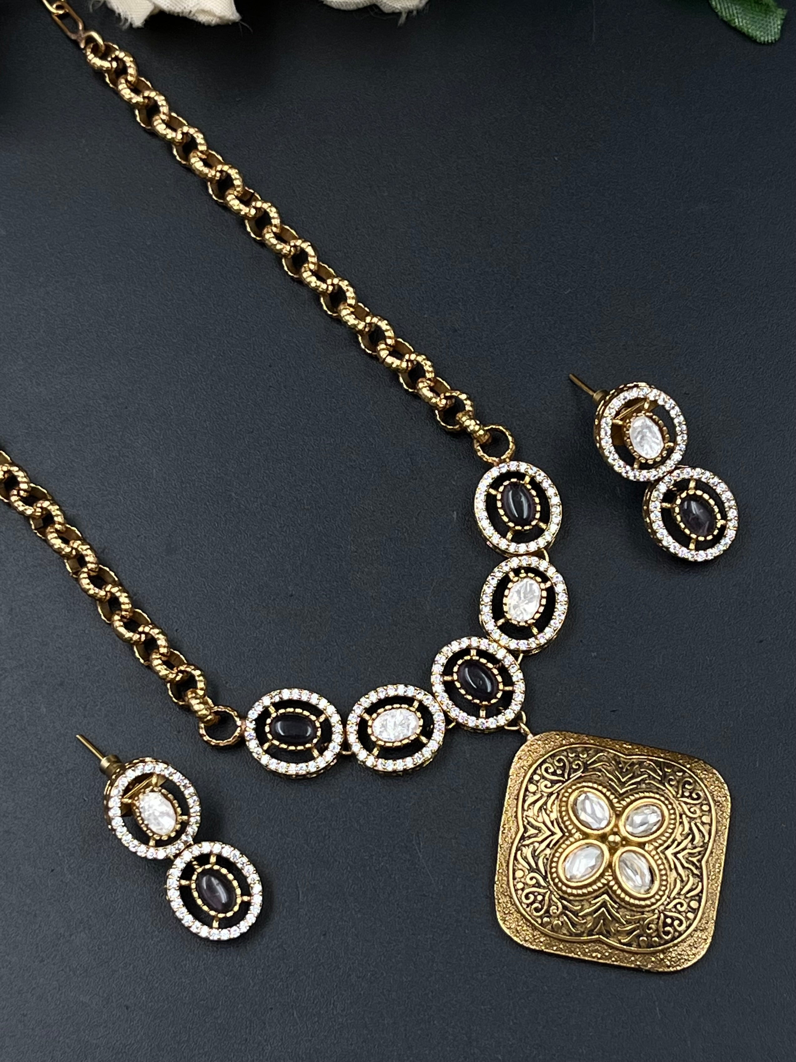 LIO PENDANT