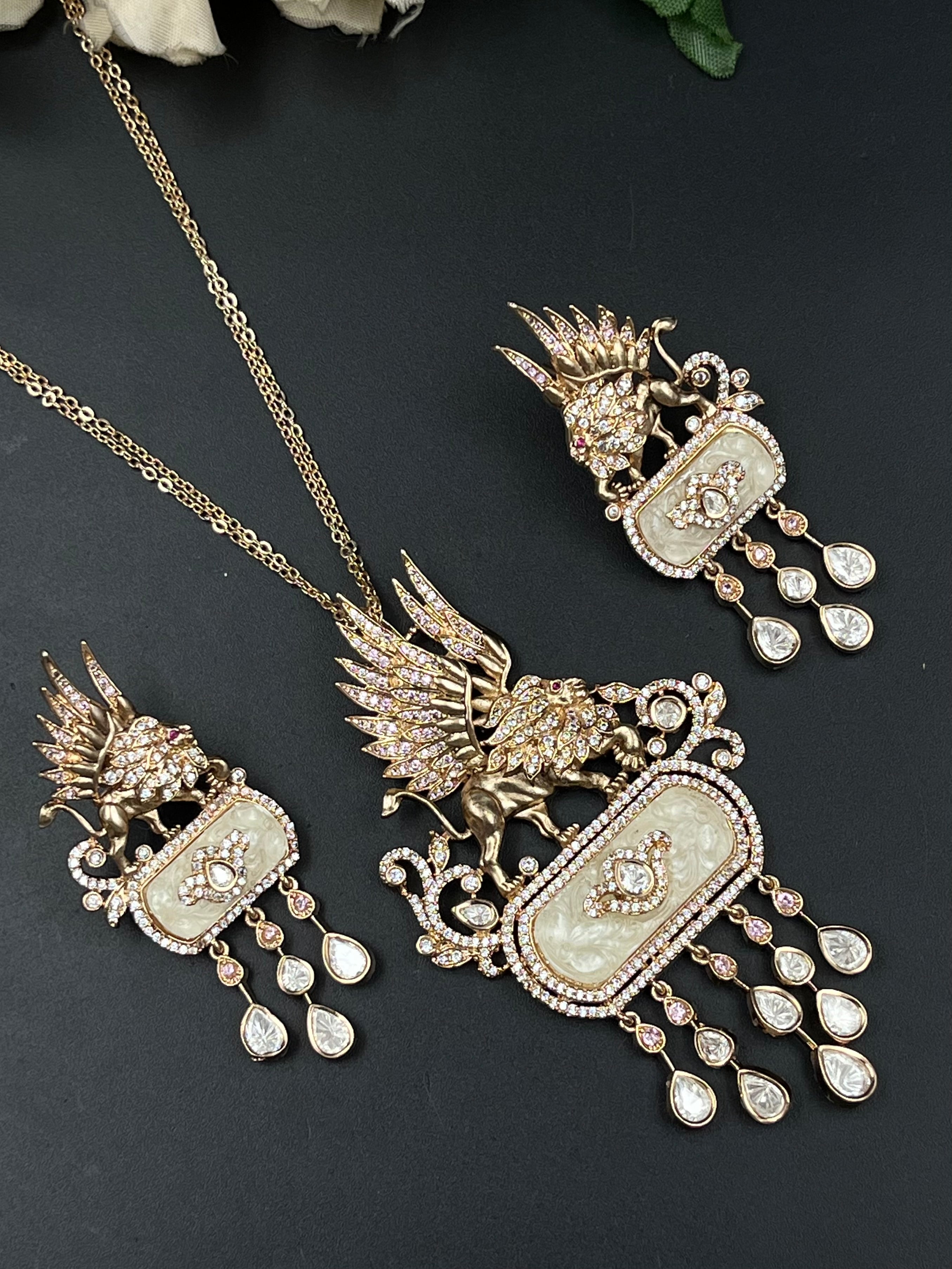 GINO PENDANT