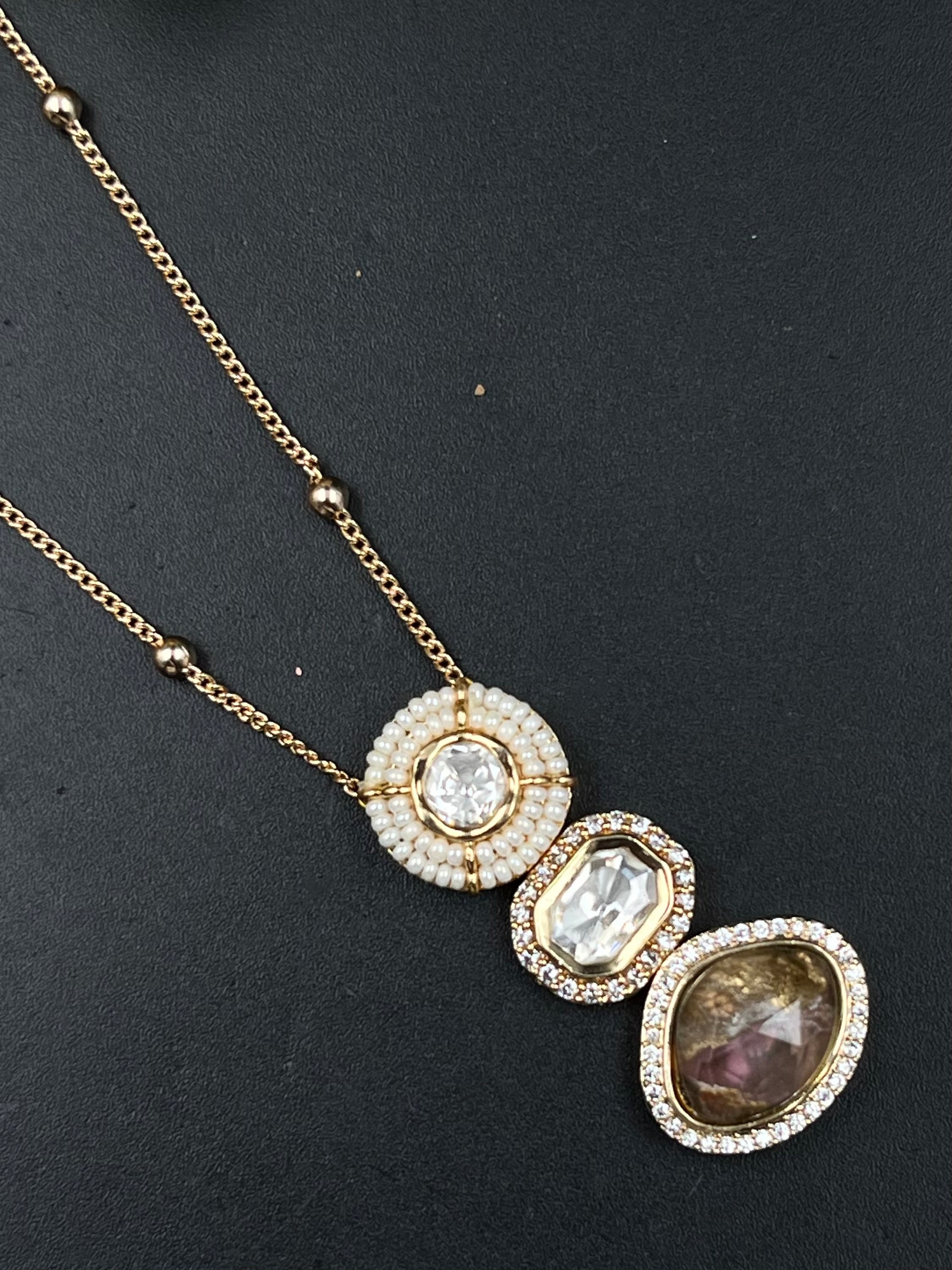 TIYA PENDANT