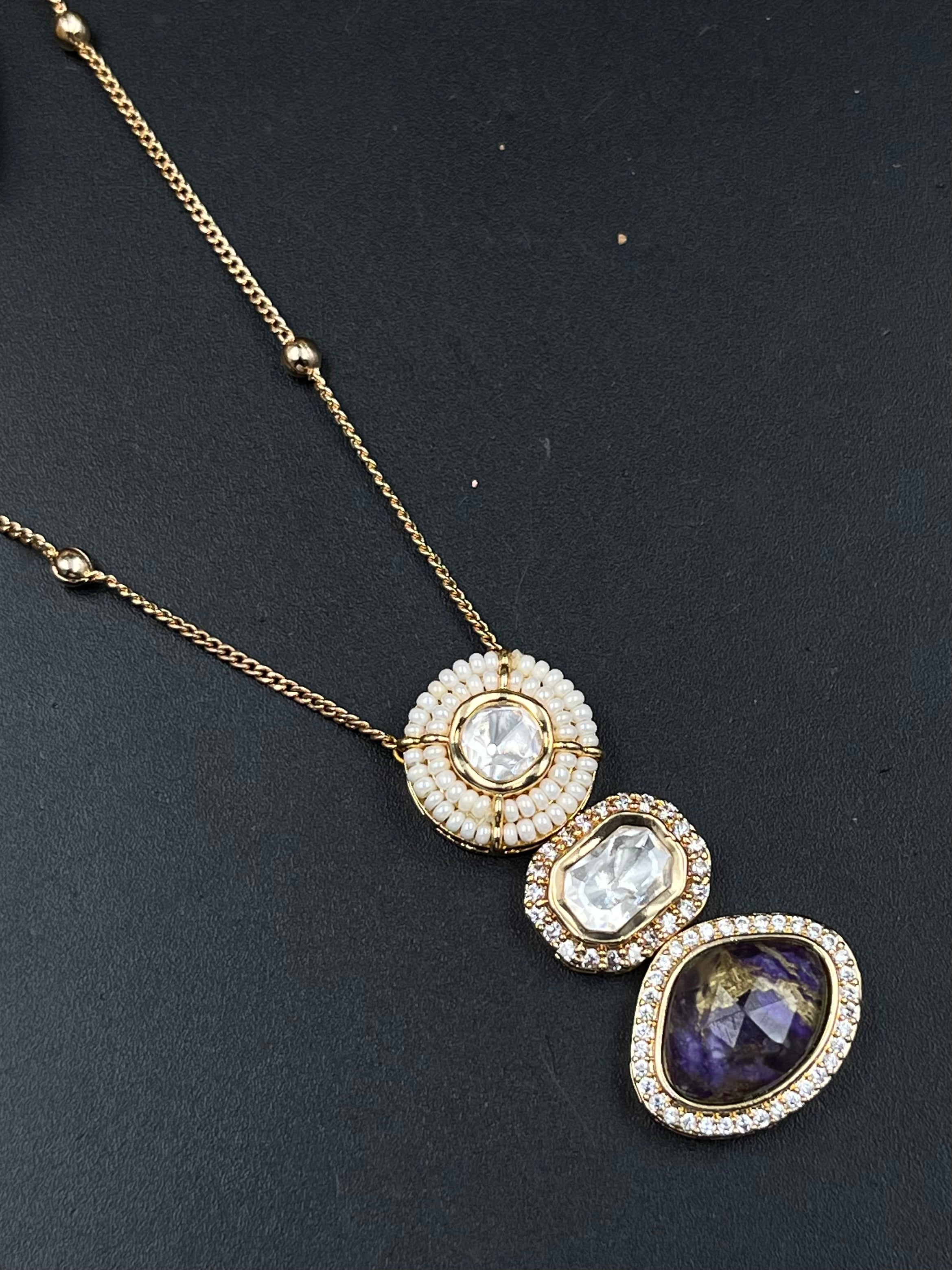TIYA PENDANT